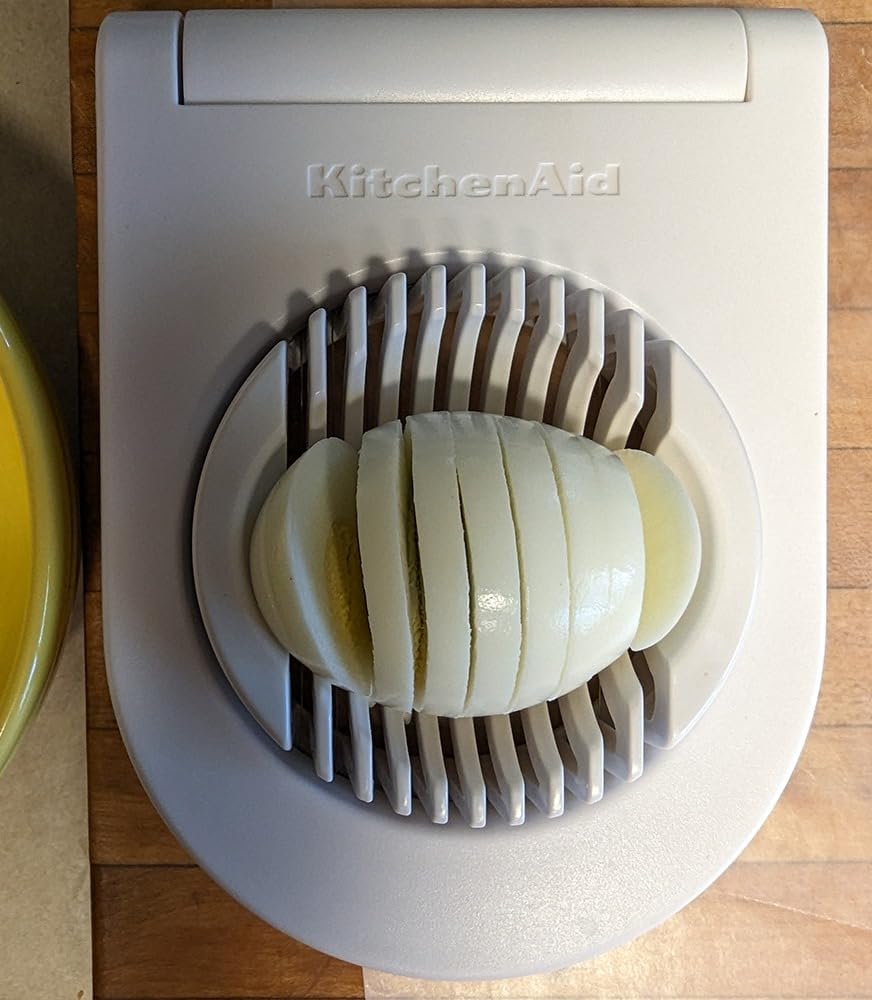 KitchenAid Classic Egg Slicer with Stainless Steel Wires, 9 Inch, White customer photo 1