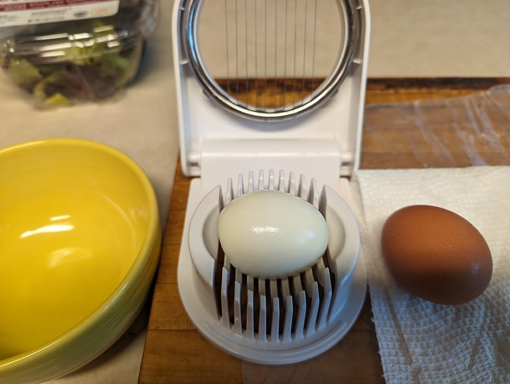 KitchenAid Classic Egg Slicer with Stainless Steel Wires, 9 Inch, White customer photo 2