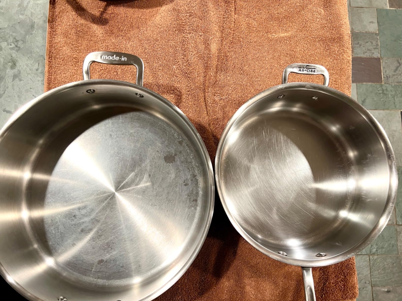 Made In Cookware - 10 Quart Stainless Steel Rondeau Pot w/Lid - 5 Ply Stainless Clad - Professional Cookware - Crafted in Italy customer photo 2