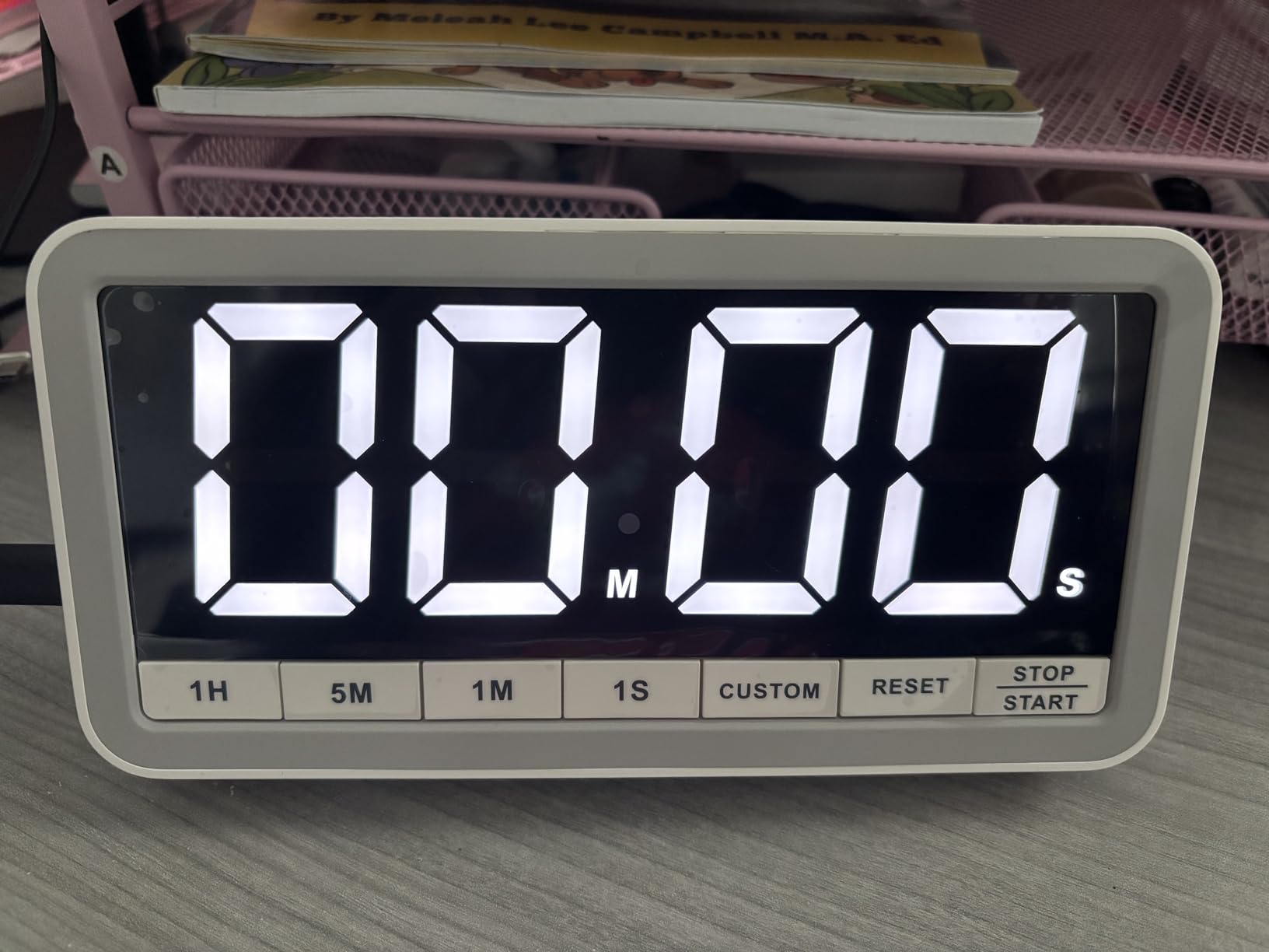 VOCOO Digital Kitchen Timer with 7.8 Extra Large Display, Magnetic LED, with 3 Brightness, 4 Alarms and 3 Volume Levels, Battery Powered Countdown Count Up Timer customer photo 2