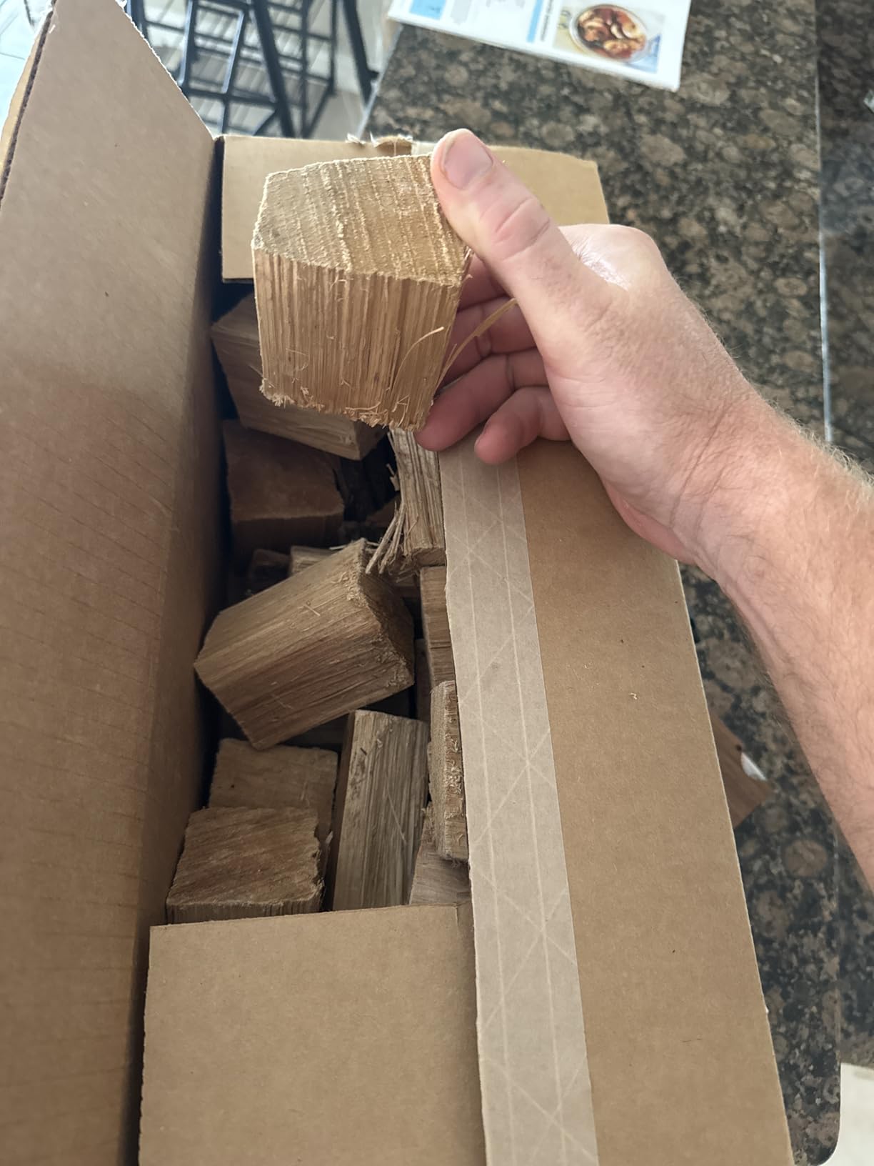 Old Potters Smoker Wood Chunks 13-16 lbs, Hickory, 790 Cu in. customer photo 1