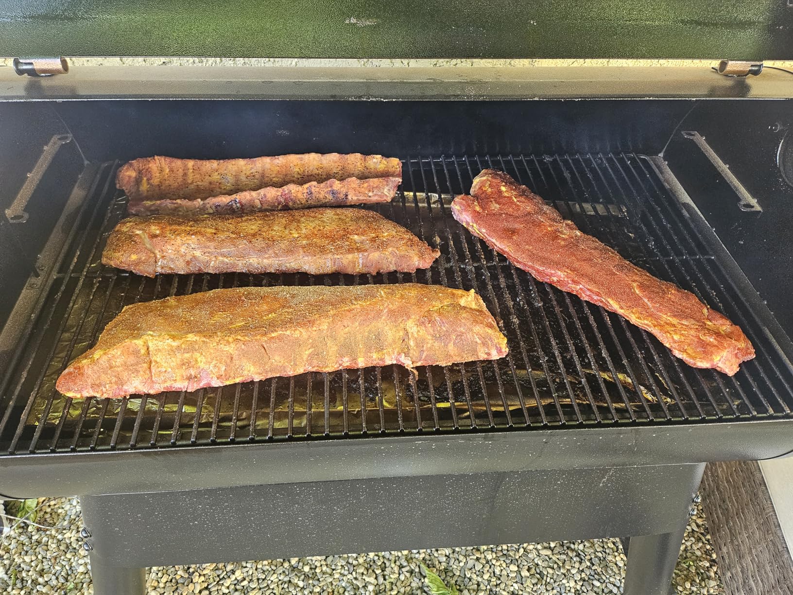 Traeger Pro 34 Electric Wood Pellet Grill and Smoker (884 Sq In, 450°F Max) with Full-Length Grill Cover Bundle customer photo 1