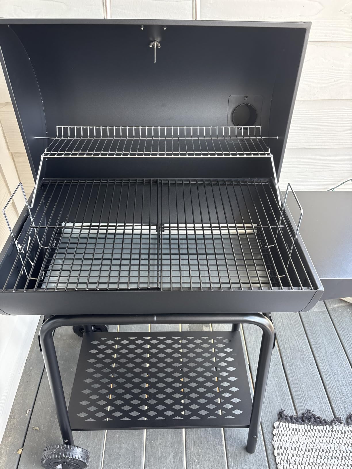 Royal Gourmet CC1830 28 Inch Barrel Charcoal Grill with Warming Rack | Outdoor Charcoal BBQ Grill, 626 Sq. In., Warming Rack, Built-In thermometer, for Backyard, Patio and Parties, Black customer photo 1