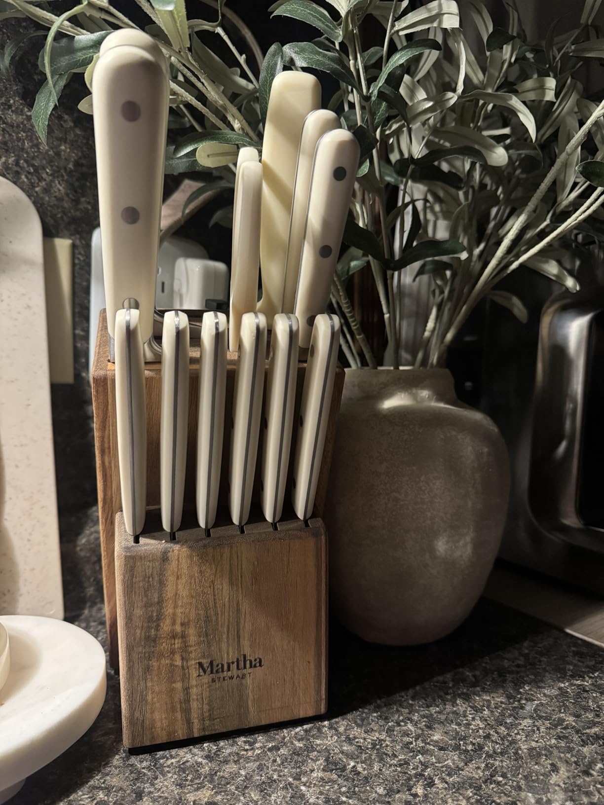 Martha Stewart Eastwalk 14-Piece High Carbon Stainless Steel Cutlery Kitchen Knife Block Set, ABS Triple Riveted Forged Handle, Acacia Wood Block customer photo 1