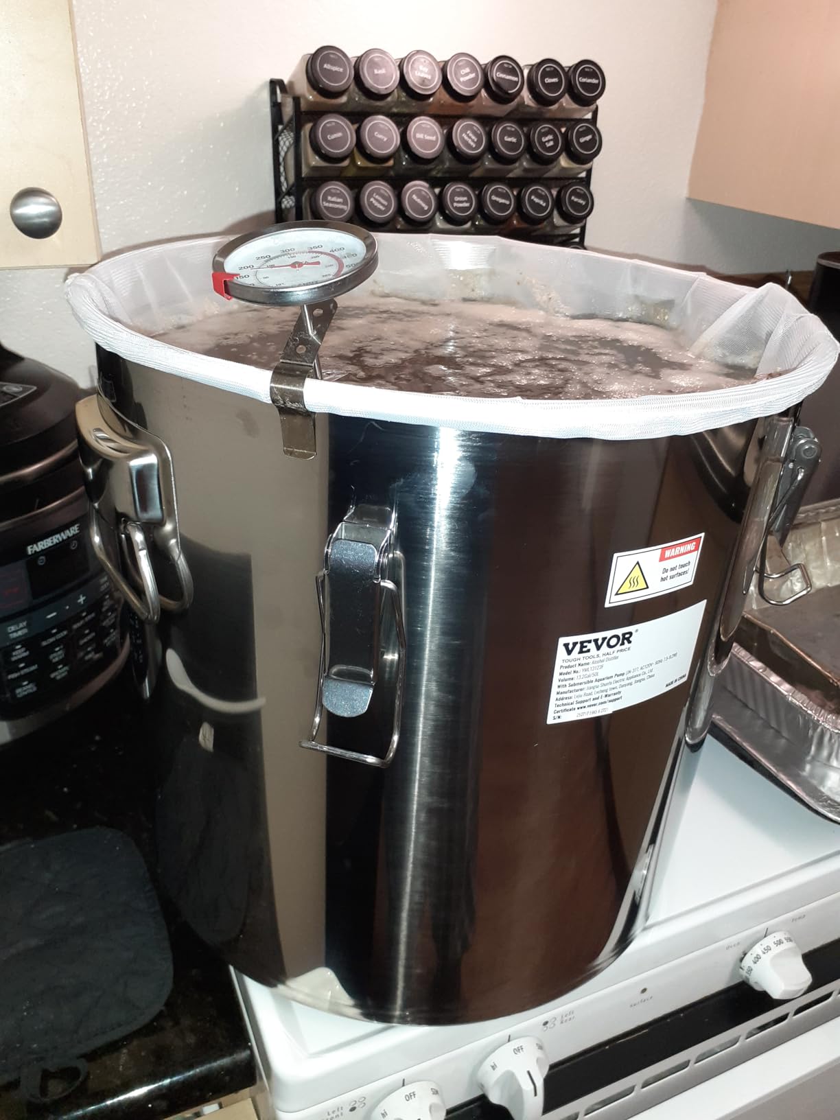 VEVOR Alcohol Still 8GAL/30L, Alcohol Distiller with Thumper Keg, Distillery Kit for Alcohol with Copper Tube & Build-in Thermometer & Water Pump customer photo 1