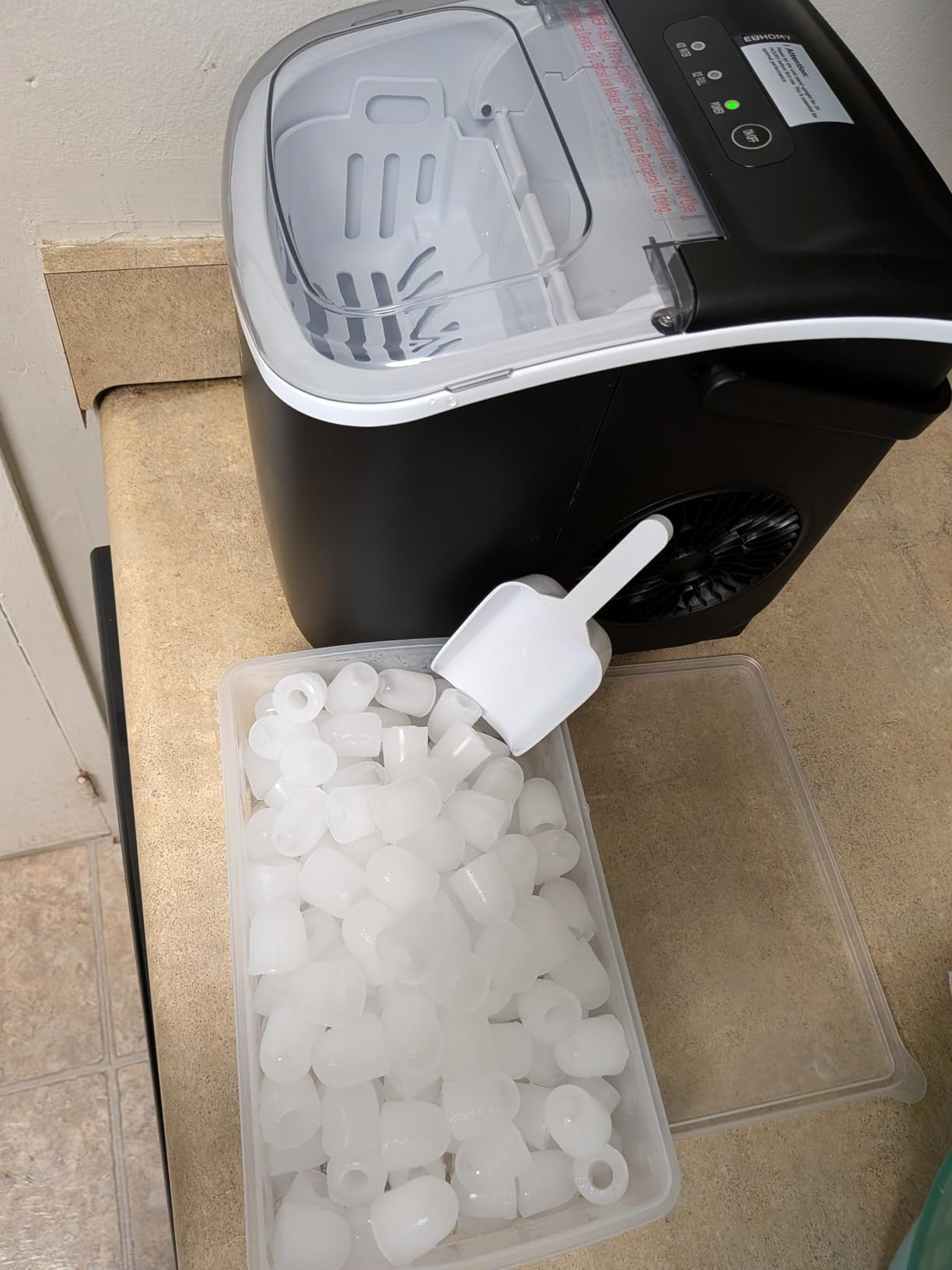 EUHOMY Countertop Ice Maker Machine with Handle, 26lbs in 24Hrs, 9 Ice Cubes Ready in 6 Mins, Auto-Cleaning Portable Ice Maker with Basket and Scoop, for Home/Kitchen/Camping/RV (Black) customer photo 1
