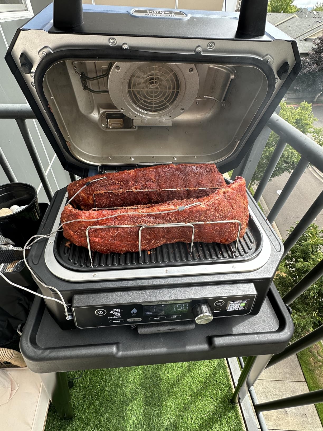 Ninja XSKRACKXL Woodfire Rib Rack, Compatible with OG800 and OG900 Series, Smokes 4 Full Racks of Ribs, Elevates Ribs for All-Around Airflow, Even Bark, Steel, Silver customer photo 1