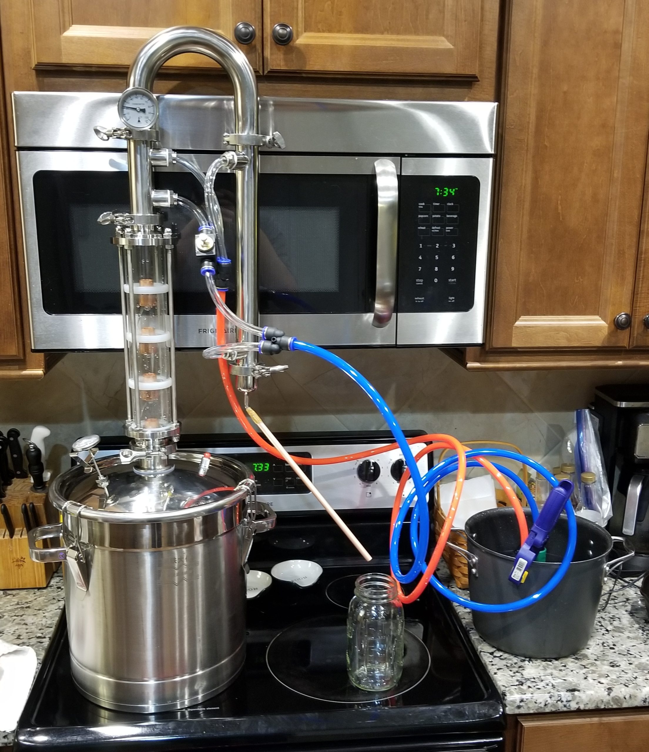 YUEWO Alcohol Still 5.8GAL/13.2GAL Stainless Steel Alcohol Distiller Home Brewing Distillery Kit with 2