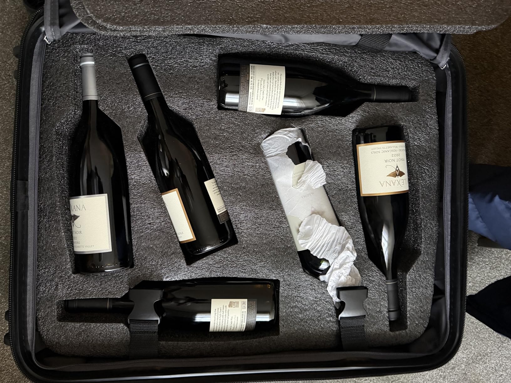 Wine Suitcase for Airplanes 12 Bottle Wine Luggage for Airplane Travel | TSA Approved Lock 360 Degree Foam Protection for Liquor Bottles Removable Foam Inserts to Keep Clothes Color Black customer photo 2