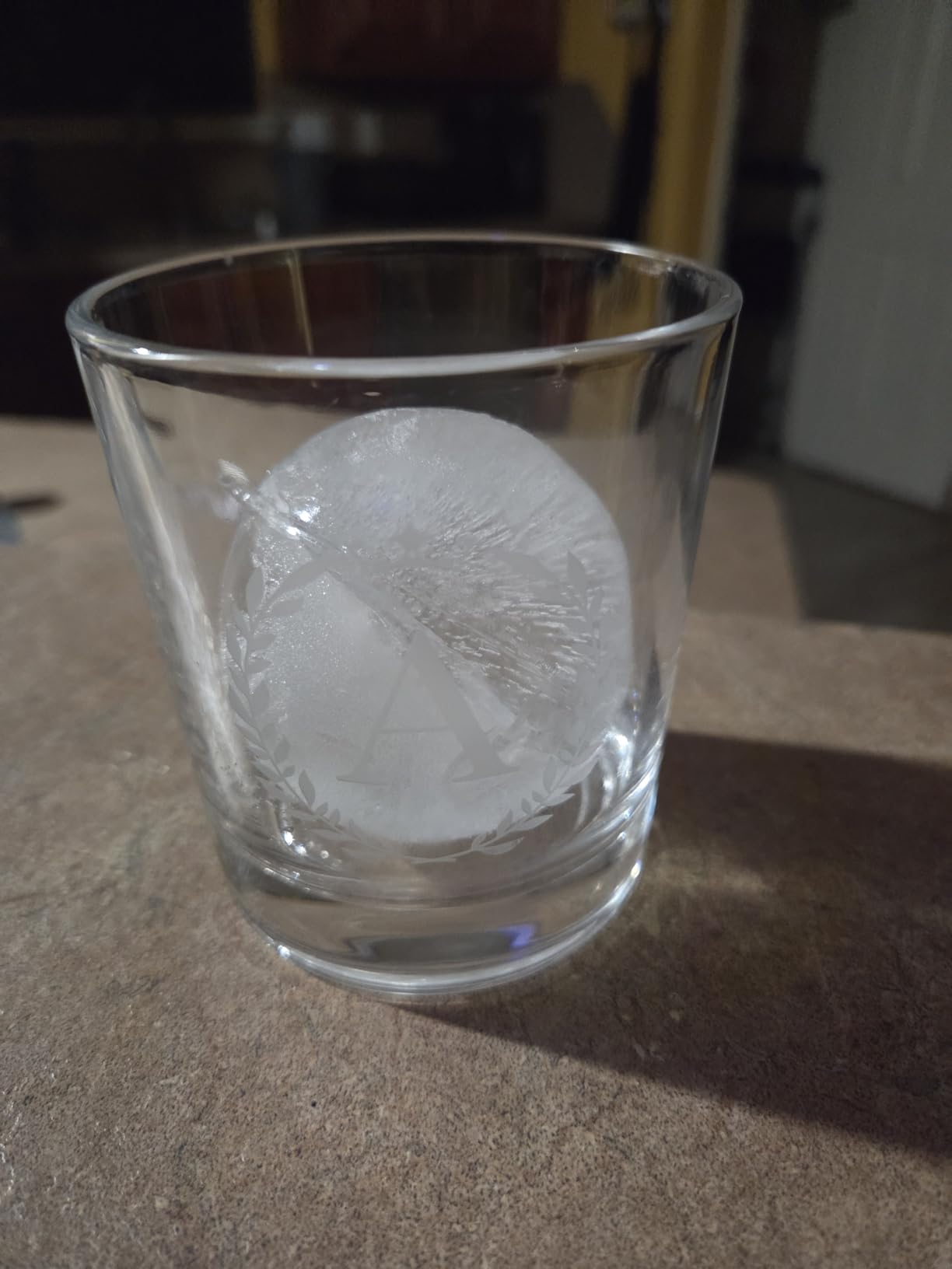 WIBIMEN Large Ice Cube Molds, Big Round Whiskey Ice Cube Trays for Freezer, Easy to Fill & Release, Whiskey Bourbon Cocktail (1.9In*6 Balls - Blue/2 Pack) customer photo 2