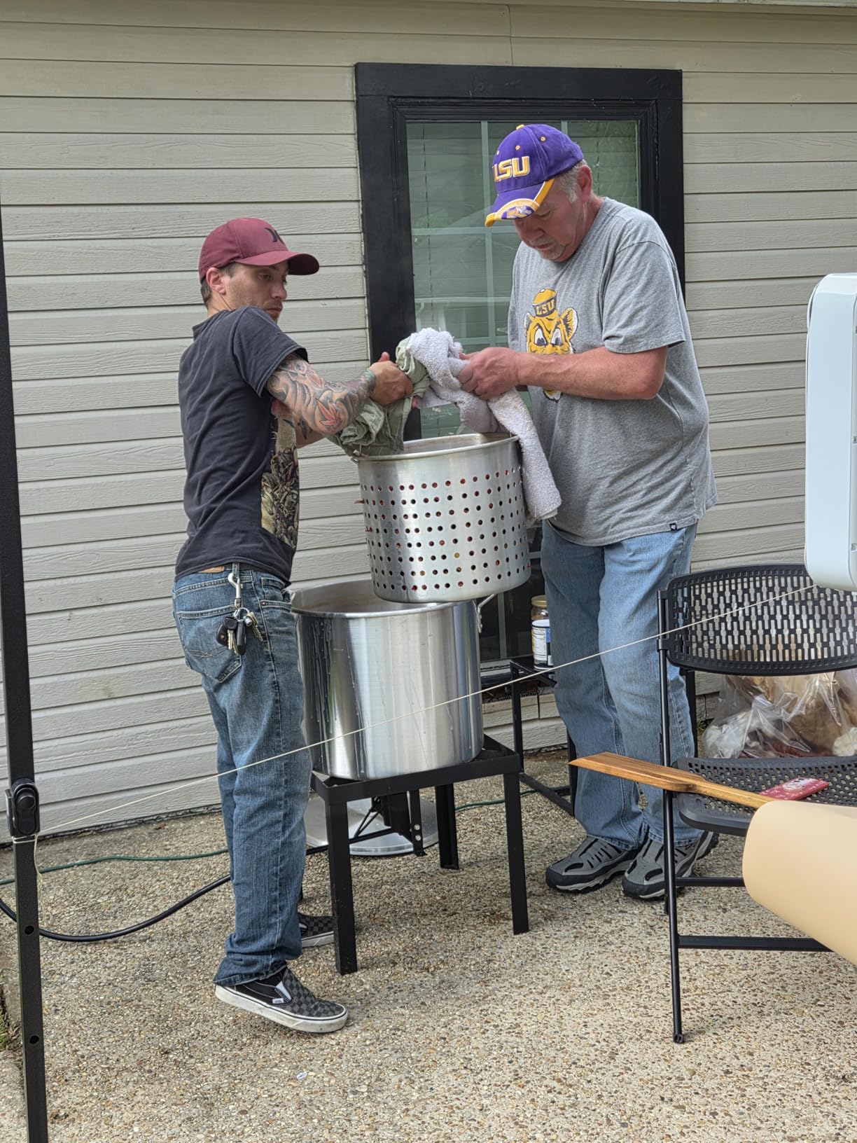 30QT & 10QT Outdoor Fryer | Turkey Fryer | Seafood Boil Pot | Cover & Skimmer Included | 50,000BTU Propane Burner | Aluminum Deep Fryer Pot with Basket | Crab, Seafood & Crawfish Boiler customer photo 1