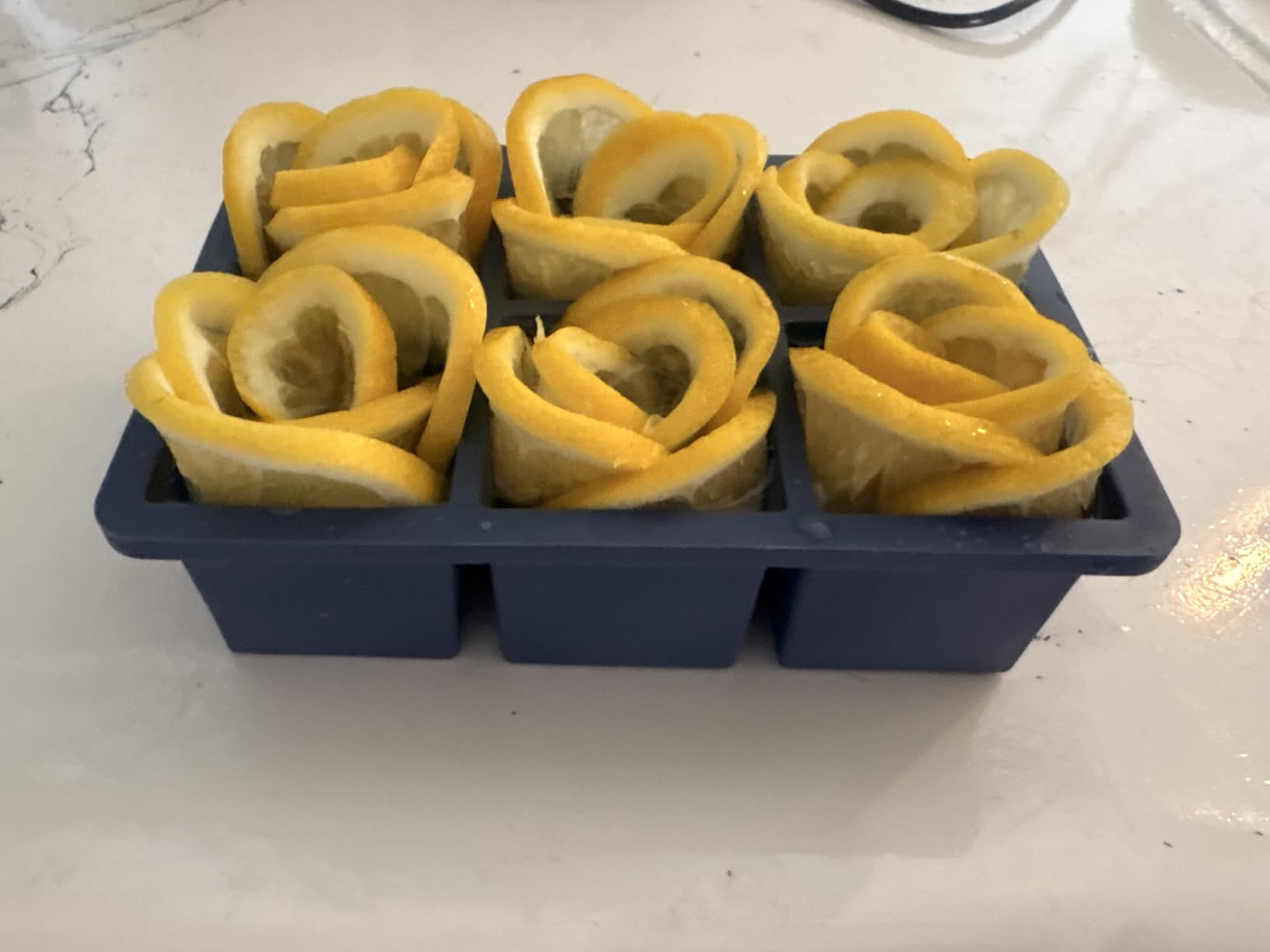 Large Ice Cube Tray for Whiskey: 2