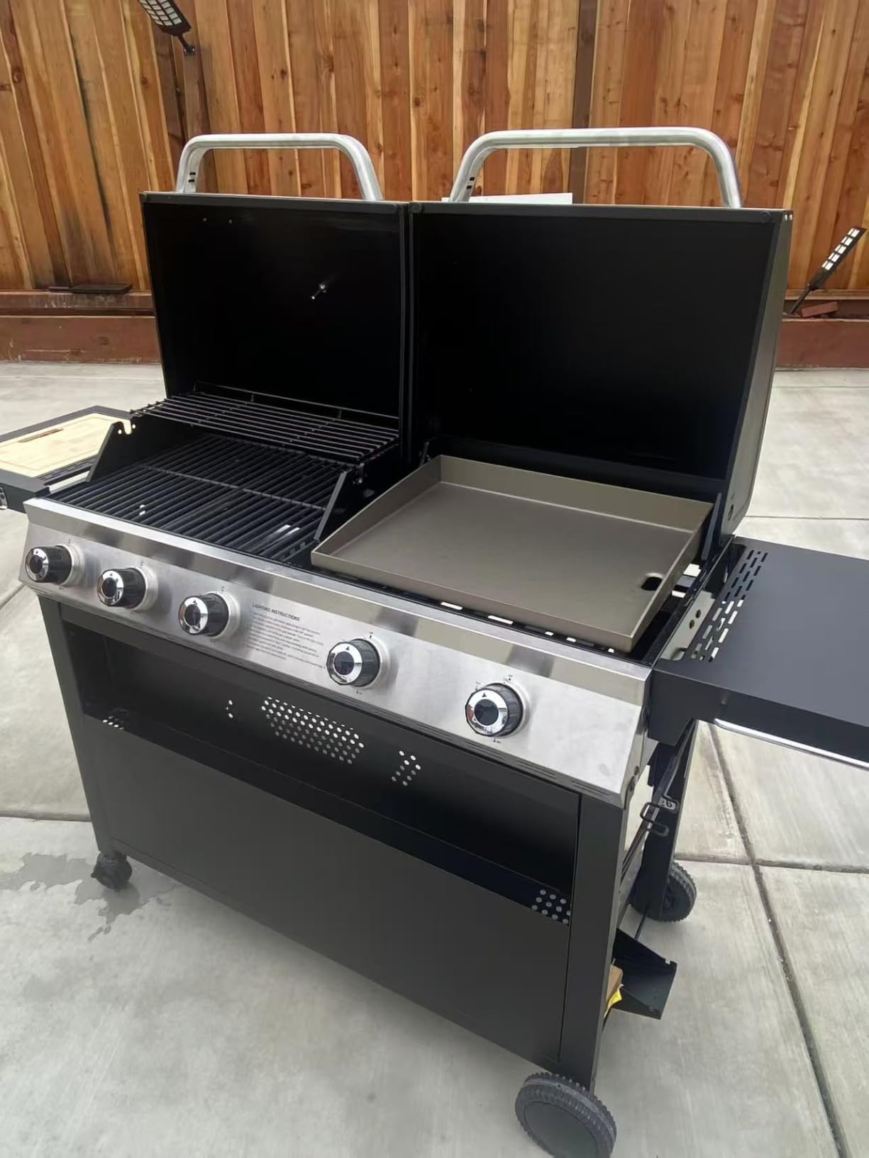 Propane Gas Grill and Griddle Combo with Porcelain-Enameled Cast Iron Grates, Dual Outdoor BBQ Grill with Flat Top Griddle for Barbecue, 696 SQ.IN. Cooking Area customer photo 2