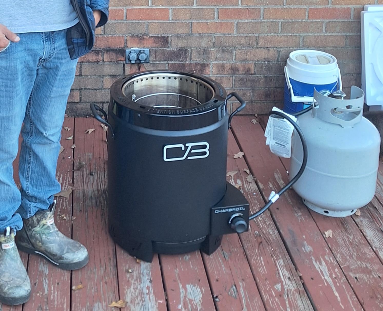 Charbroil The Big Easy Oil-Less Turkey Fryer | Outdoor Air Fryer | Propane Cooker, Black - 24102165 customer photo 2