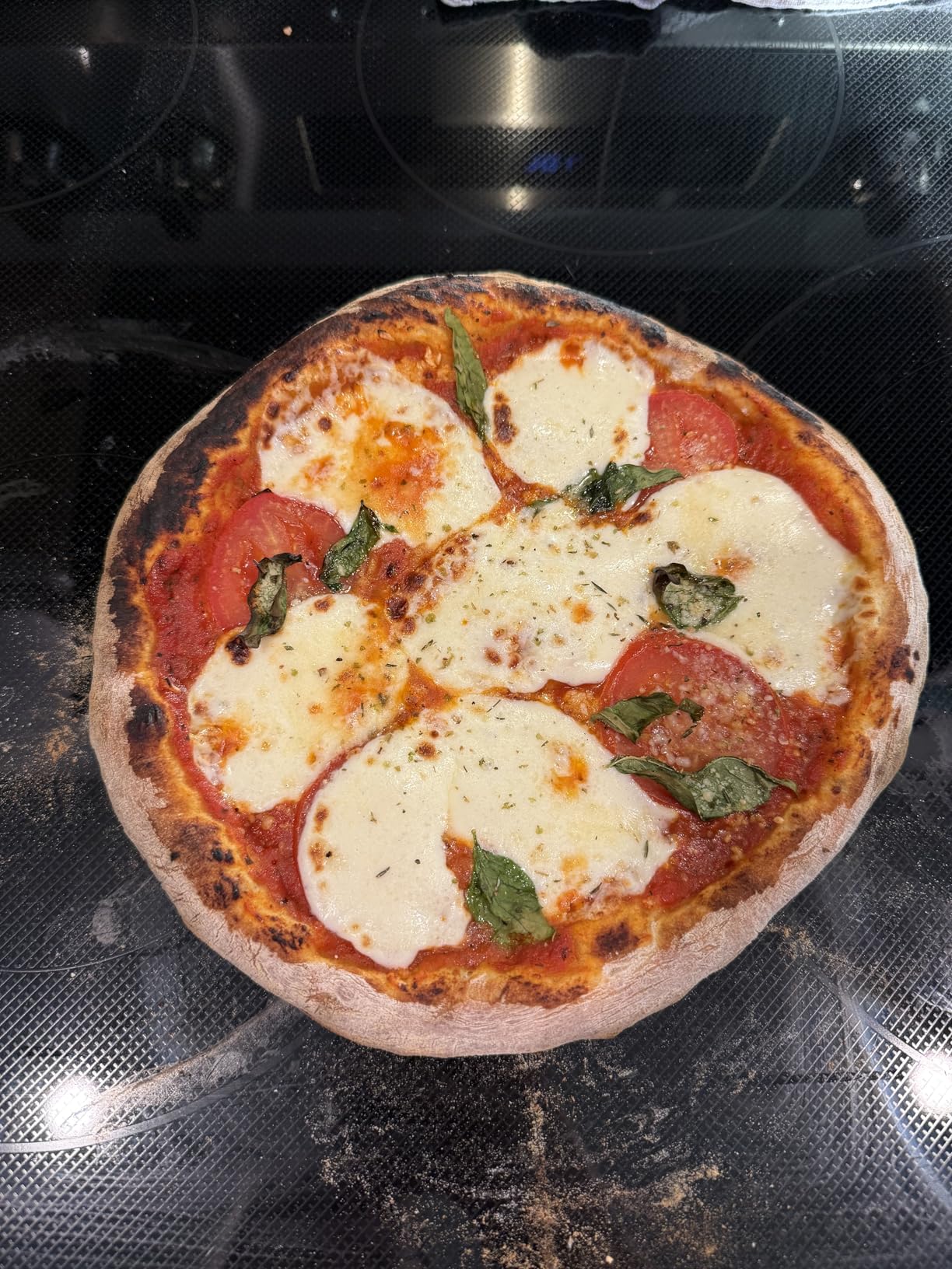 Ninja FlexFlame Upgrades 16'' Artisan Pizza Stone, Durable Cordierite Stone, 5-Minute Pizzas, Homemade Artisan Pizza, Bread, Calzones, & More, Heat-Safe up to 600F, XL Surface, XSKPGPIZASTN customer photo 1