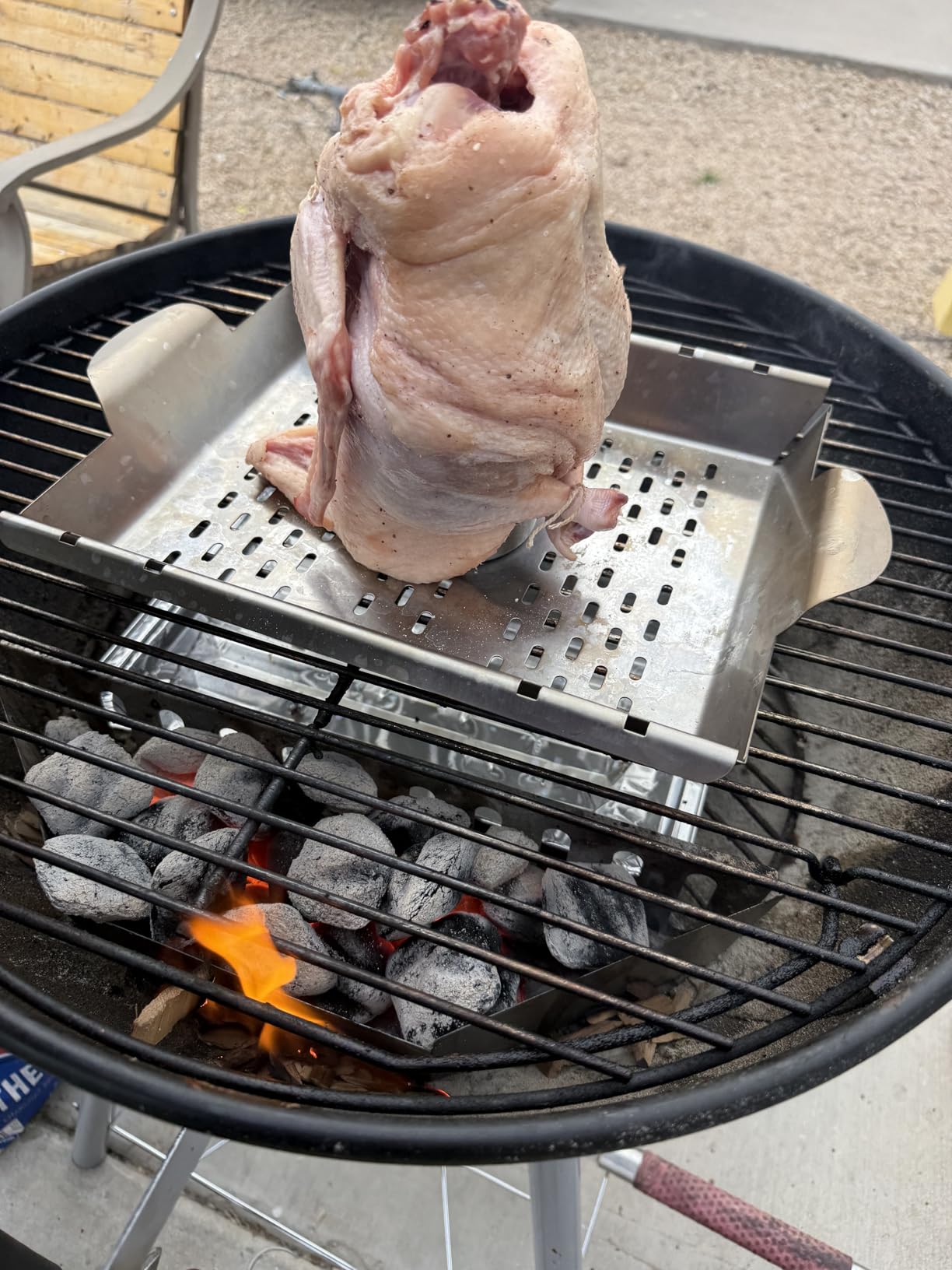 Upgraded Beer Can Chicken Holder for Grill Smoker Oven, Vertical Chicken Roaster Stand with Handle, Large Stainless Steel BBQ Barbecue Accessories, Indoor Outdoor Grill Rack Vegetables Grilling Basket customer photo 2