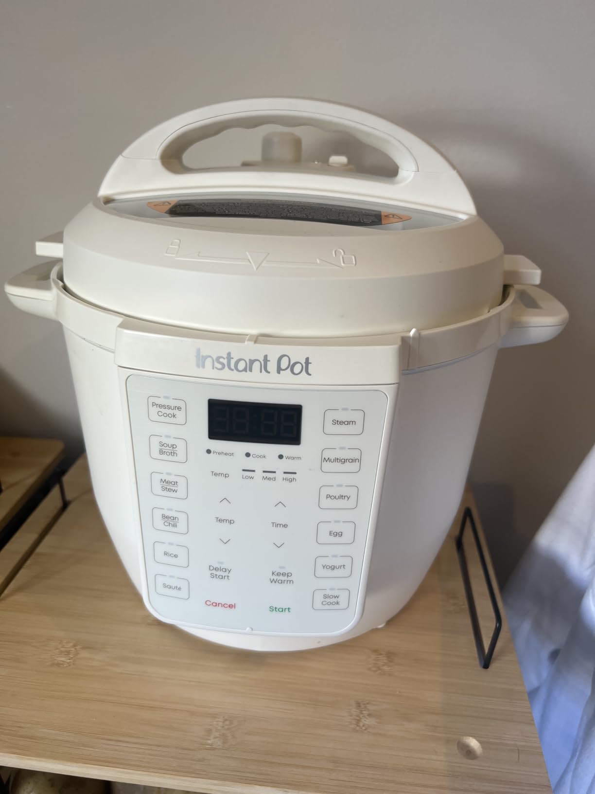 Instant Pot 4QT RIO Mini 7-in-1 Multi-Cooker, Pressure Cooker, Slow cook, Sauté, Steam, Rice Maker, Yogurt, & Warmer, Black, 4 Quarts customer photo 2