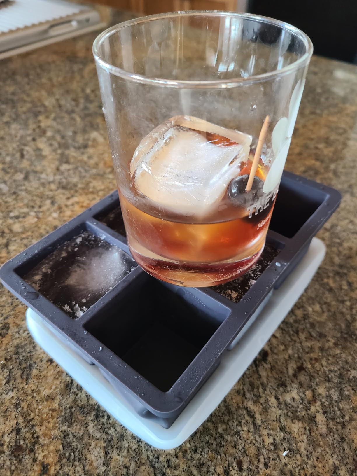 Large Ice Cube Tray for Whiskey: FDDBI Silicone Ice Cube Trays with Lid - 2Pack Big Square Old Fashioned Ice Cube Maker for Cocktail - 2inch Huge Cubed Ice Trays for Whisky customer photo 2
