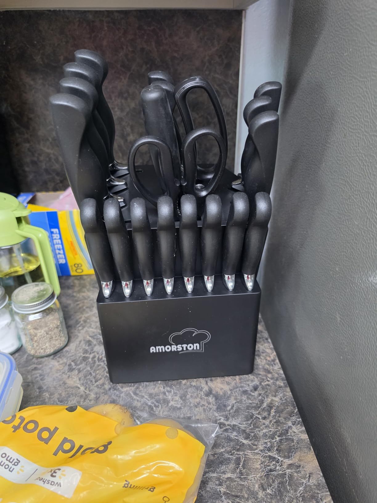 Knife Set, Amorston 21 Pieces Kitchen Knife Set with Block and Sharpener, Ultra-Sharp Knives Set with Ergonomic Handles, Black German Stainless Steel Knife Block Set, Dishwasher Safe customer photo 1