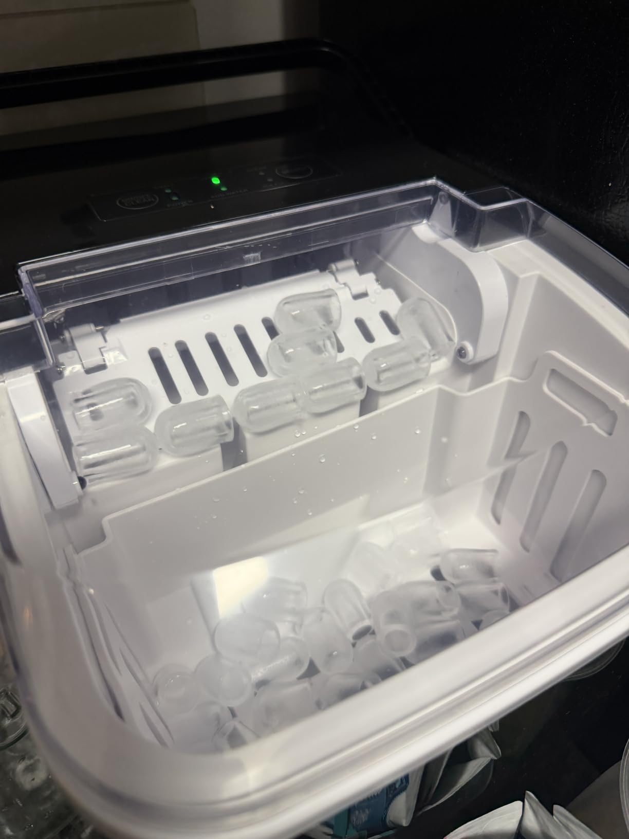 NEWBULIG Ice Makers Countertop with Handle, Portable Ice Machine, 9 Bullet Ice Cubes in 6 Mins, 26lbs in 24Hrs, Auto-Cleaning, with Basket and Scoop, for Home, Kitchen, RV, Camping, Black customer photo 1