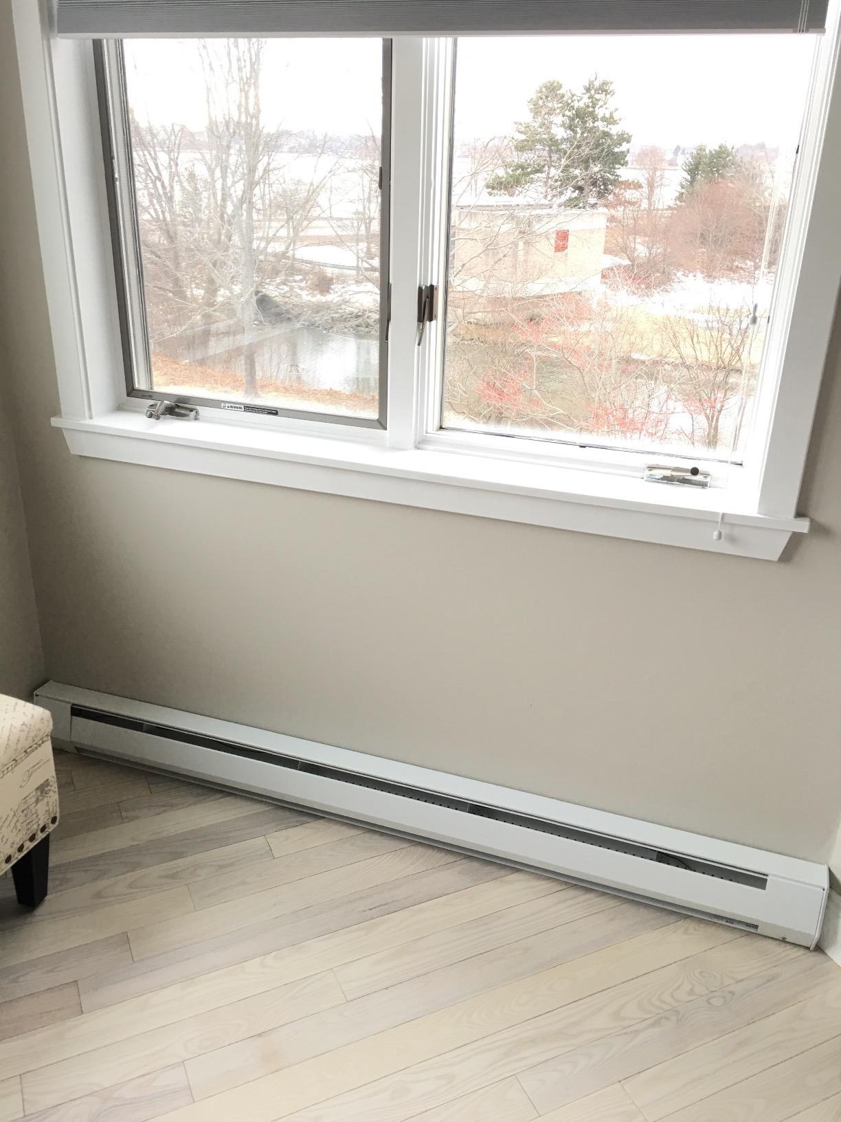 King 4K2410BW 1,000-750-Watt 240/208-Volt 4' Baseboard Heater, Bright White customer photo 1