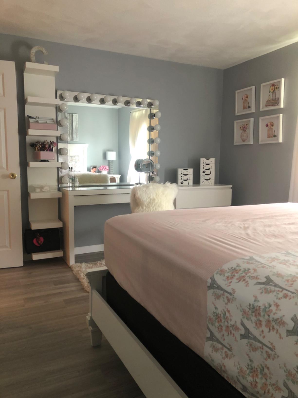 Design House Vanity Lighting, Steel Construction, 4 Vanity Lights, Dimmable, Uses Four 60W Bulbs, Polished Chrome, 24.0 in. W x 4.3 in. H x 2.0 in. D, 500892 customer photo 2