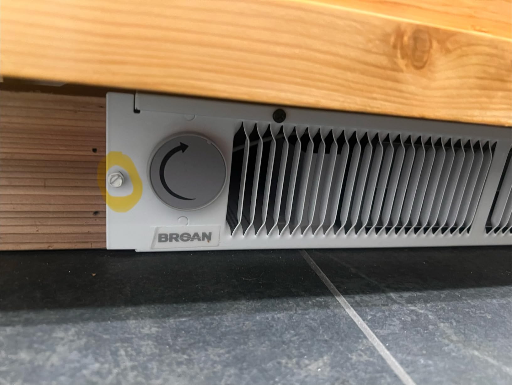 Broan-NuTone 112 Kickspace Wall Heater with Built-In Thermostat for Residential and Commercial Kick Spaces, White customer photo 2