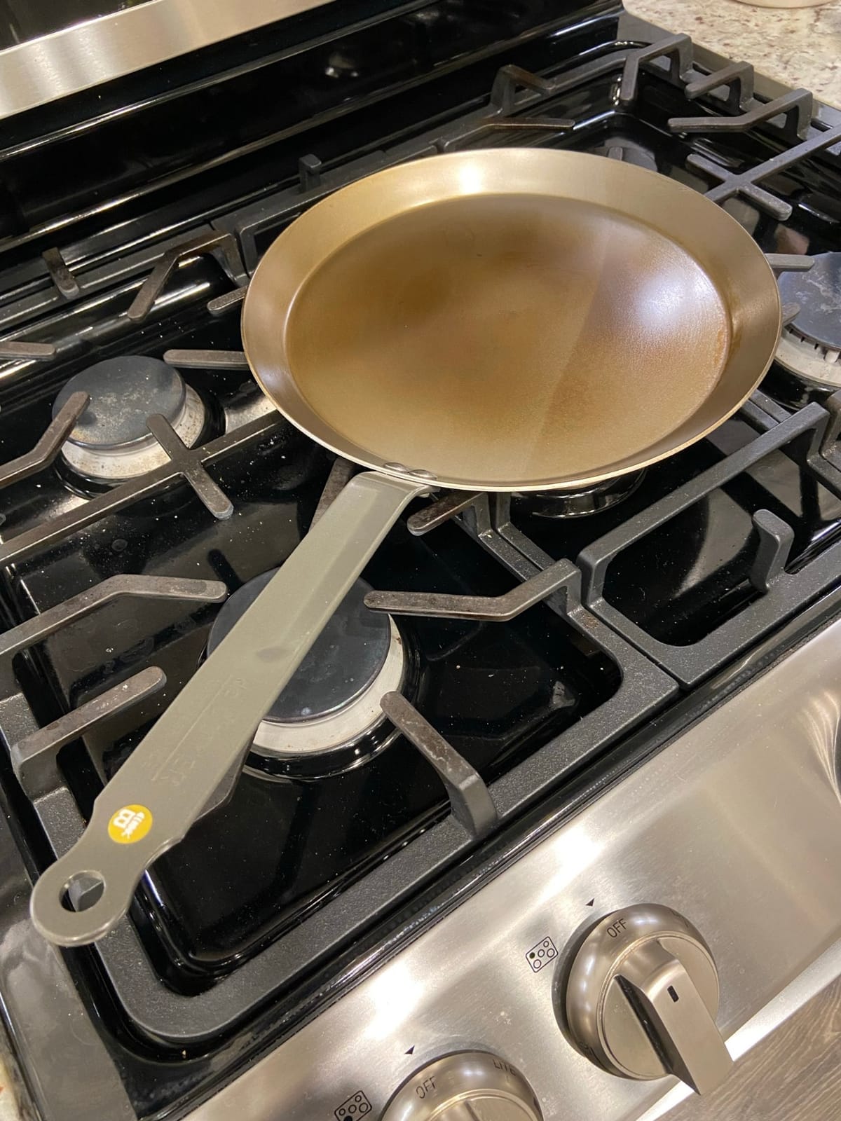 de Buyer MINERAL B Carbon Steel Crepe & Tortilla Pan - 10.25