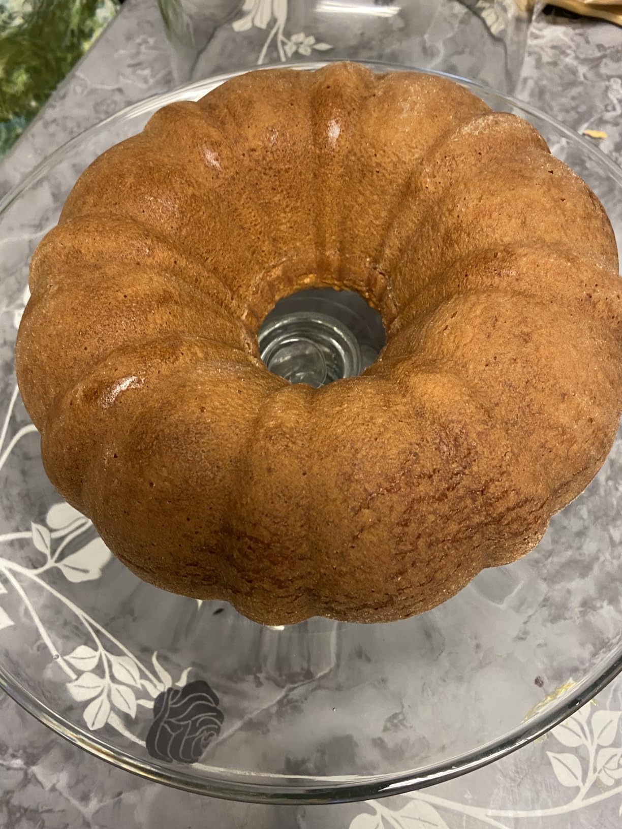 Wilton Gold Non-Stick Fluted Tube Cake Pan - Great for Cakes & Desserts - Cold-Rolled Steel Bakeware - Made without PFAS - 9.49 x 3.37 Inches customer photo 2