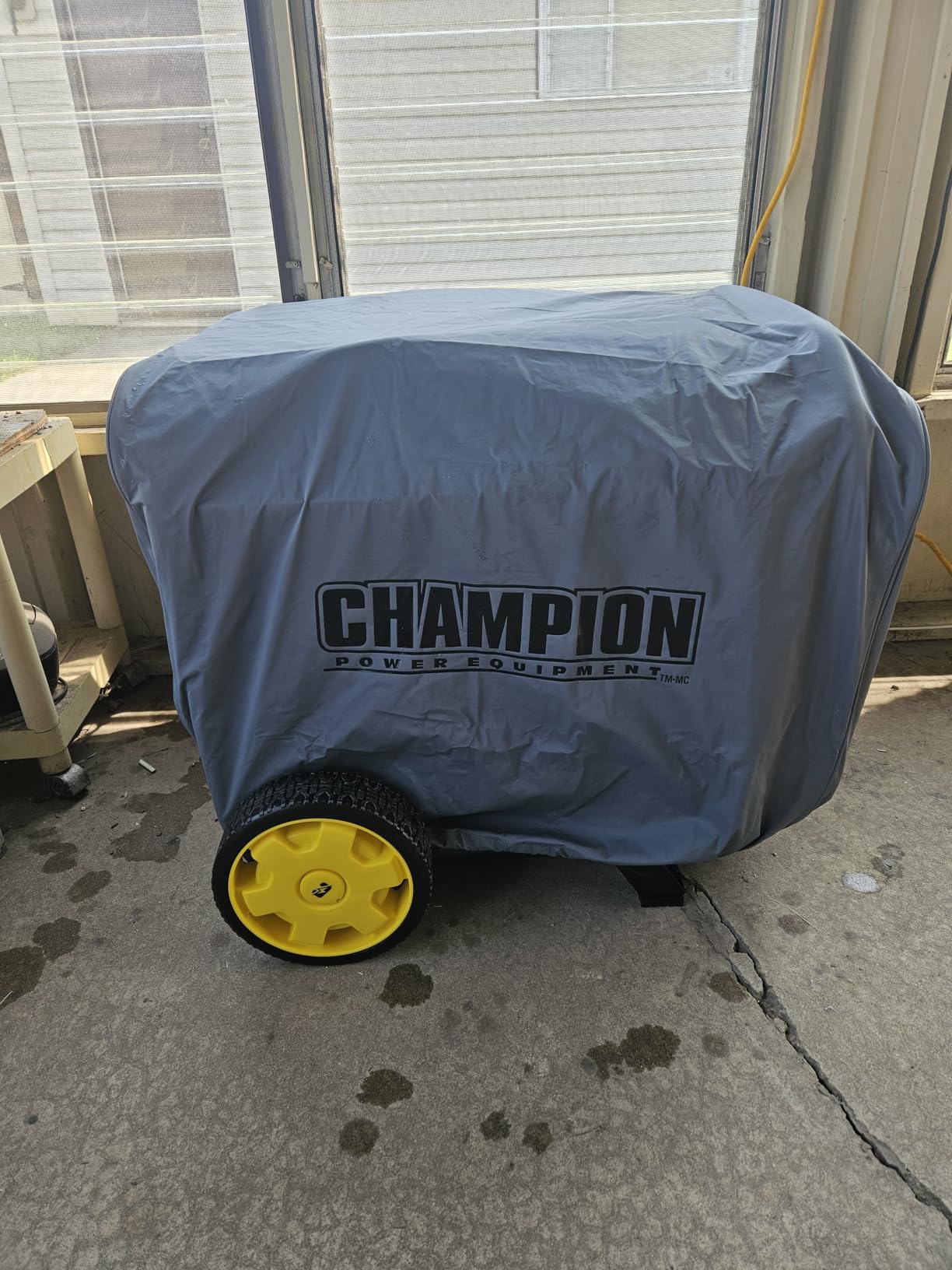 Champion Power Equipment Weather-Resistant Storage Cover for 4800-11,500-Watt Portable Generators customer photo 1