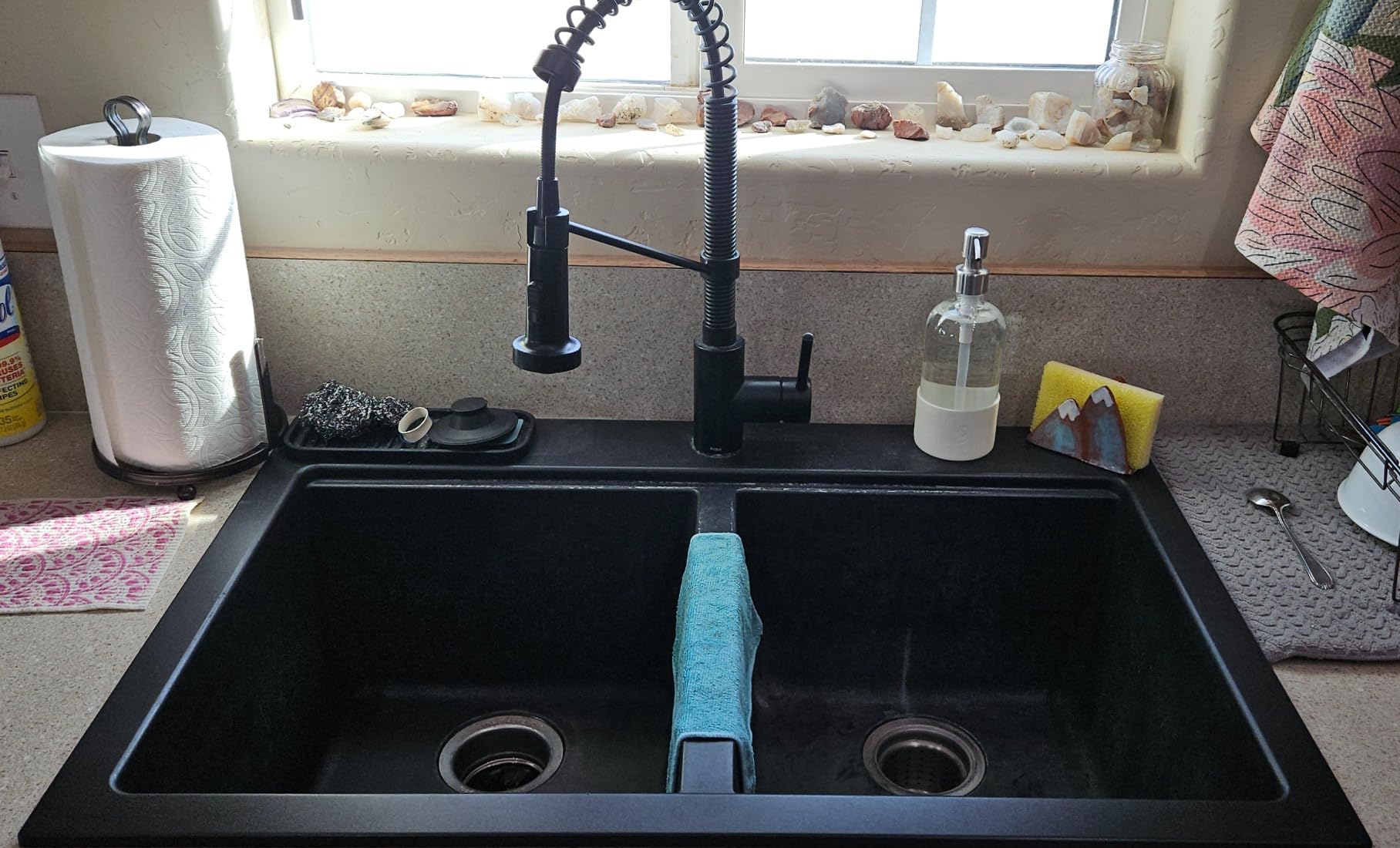 KRAUS Black Onyx 33 in Double Bowl Granite Kitchen Sink KGD-433B | Quartz composite with metallic particles, heat-safe, non-porous surface resists stains, 50/50 double bowl split customer photo 1