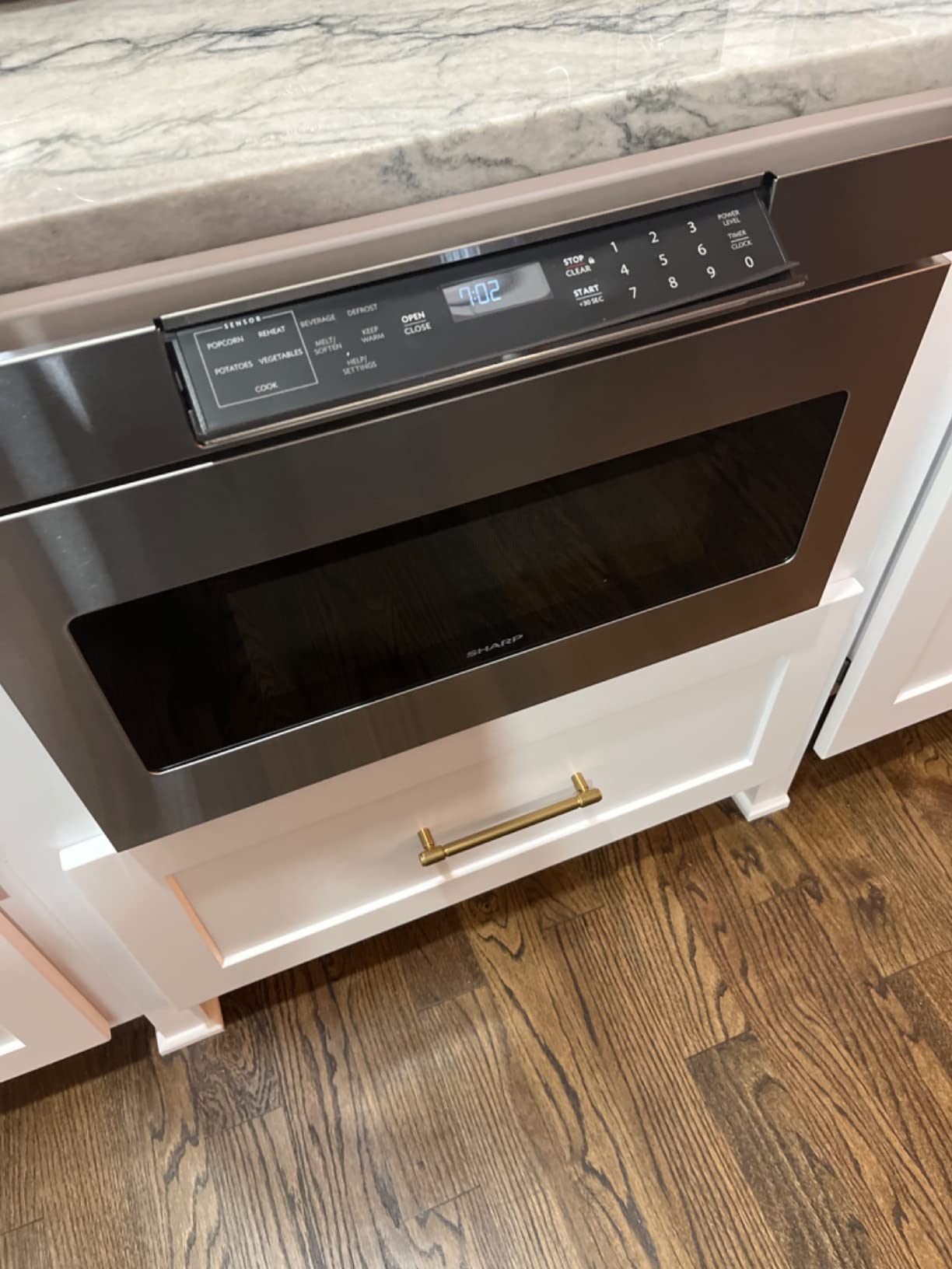 SHARP SMD3070ASY Microwave Drawer Oven, 30-inch, 1.2 Cubic Feet, 950 Watt, Concealed Angled Touch Control Panel with Digital LCD Display, Stainless Steel customer photo 2