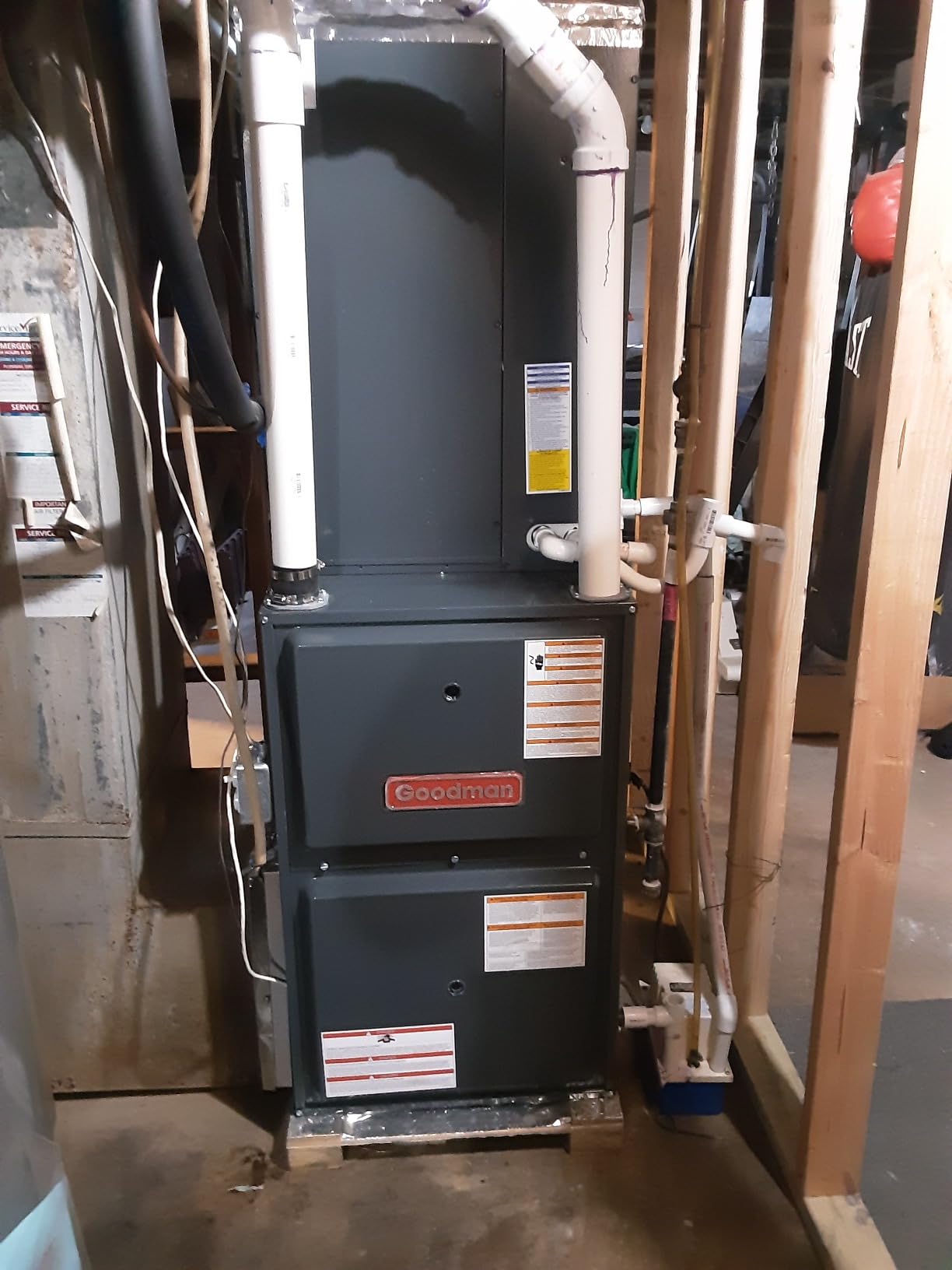 Goodman 96% AFUE Two Stage Upflow/Horizontal Multi-Speed 100k BTU Low NOx Natural Gas Furnace (GR9T961004CN) customer photo 2