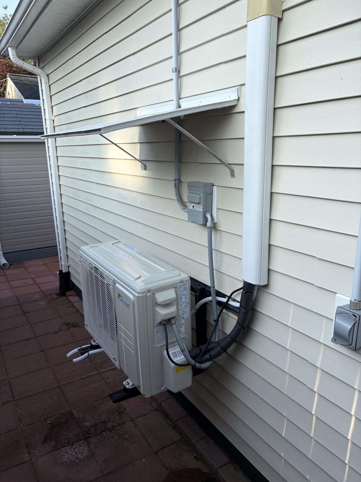 Senville LETO Mini Split Air Conditioner, Heat Pump, White, 12000 BTU | Ductless, Wall Mounted, Works with Alexa, Quiet Operation, 1 Ton, 110/120V, Energy Efficient Inverter customer photo 1