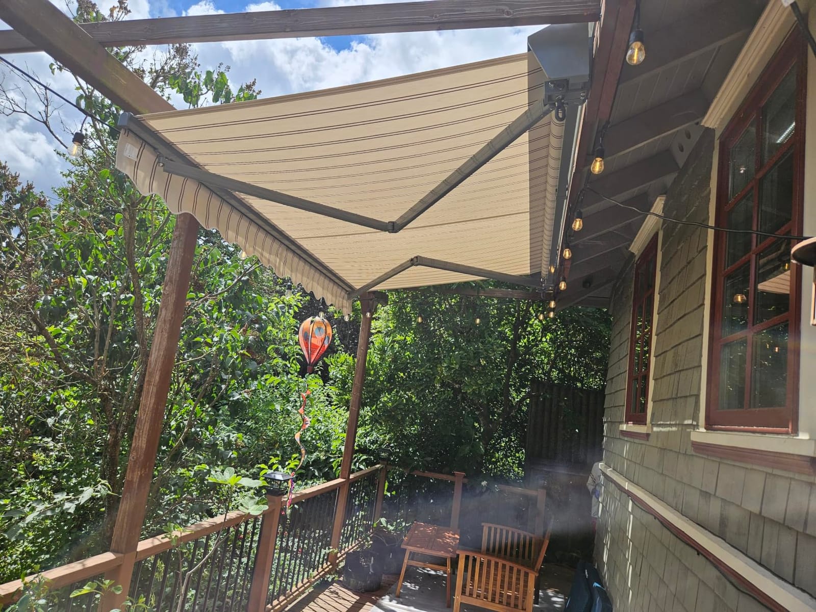 Classic Series 10'X8' Electric Retractable Awning, 100% Acrylic UV+ Sun Shade Canopy, Beige w/Brick Red Stripes, EA1008-A332H customer photo 1
