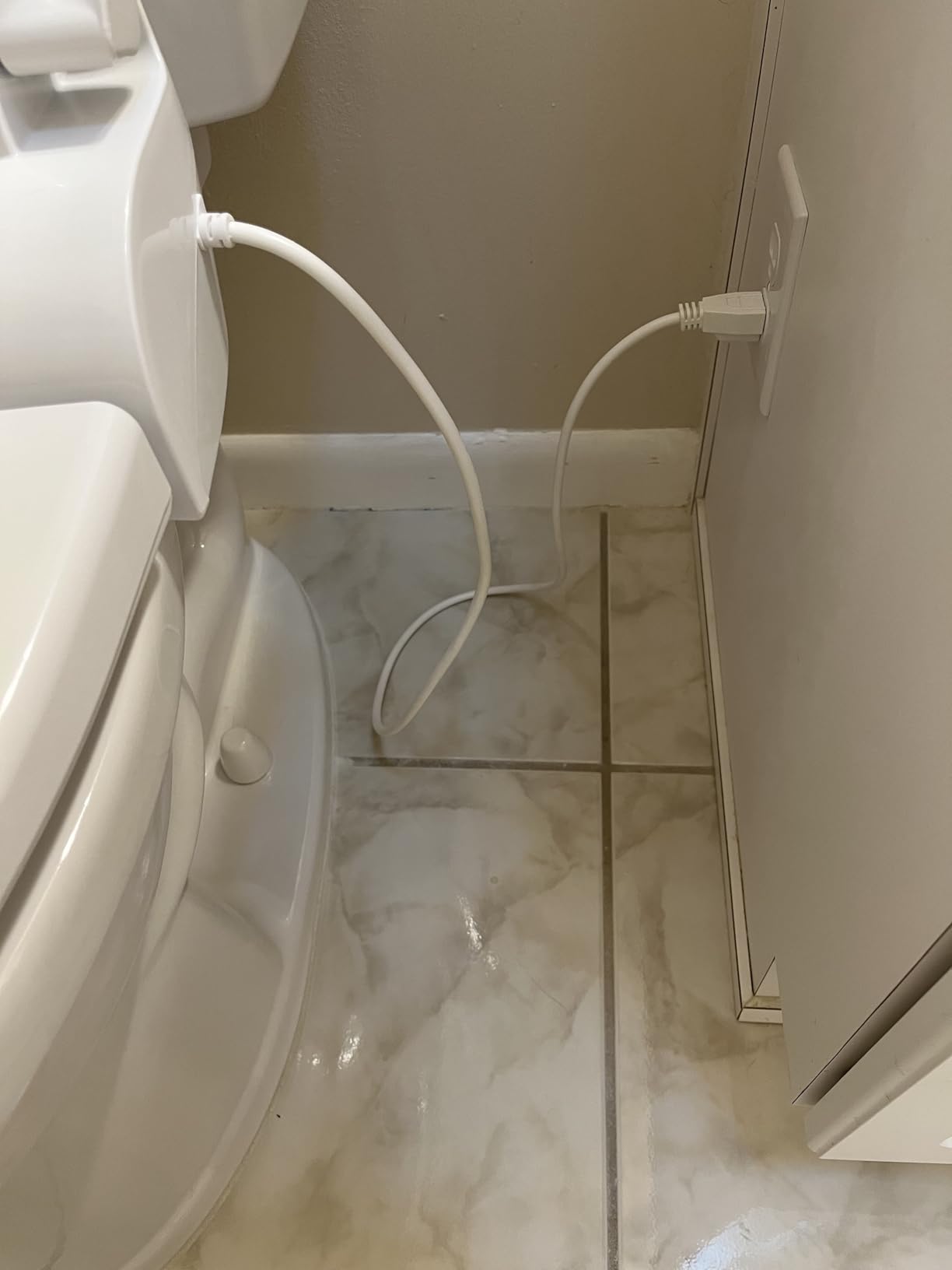 ALPHA BIDET JX2 Elongated Bidet Toilet Seat, White, Endless Warm Water, Bowl Mist, LED Light, Quiet Operation, Wireless Remote, Stainless Steel Nozzle, Sittable Lid, 3 Year Warranty customer photo 2