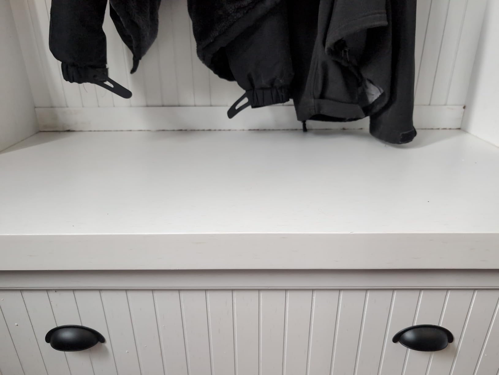 Crosley Furniture Seaside Hall Tree, Shoe Rack Bench, Shoe Rack Bench and Hooks for Hanging, Mudroom and Entryway Storage, Distressed White customer photo 1