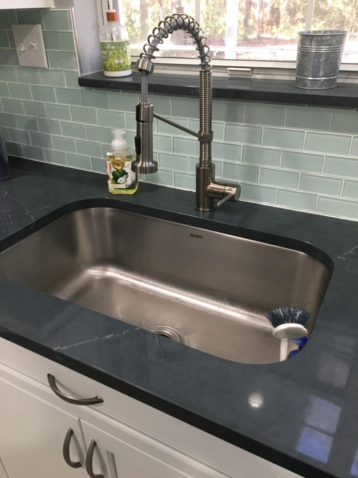 Ruvati 21-inch Undermount 16 Gauge Stainless Steel Bar Prep Kitchen Sink Single Bowl - RVM4131 customer photo 1
