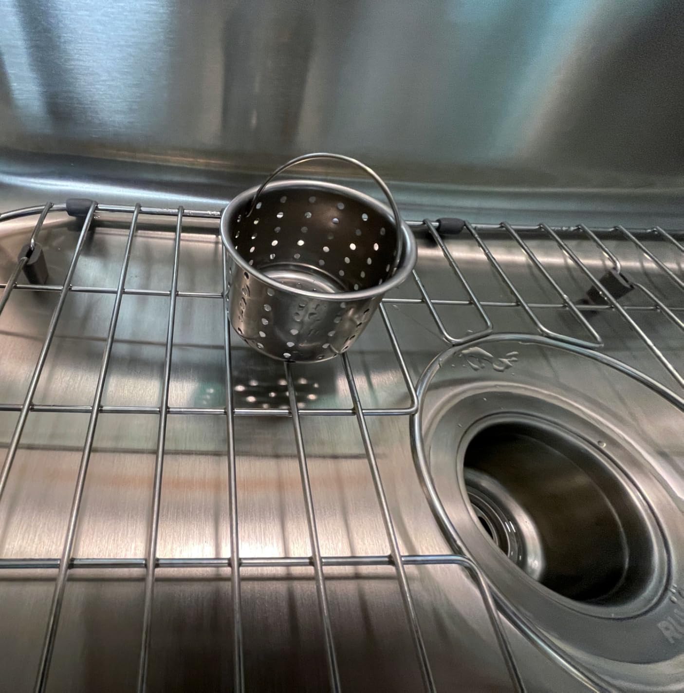 Ruvati 21-inch Undermount 16 Gauge Stainless Steel Bar Prep Kitchen Sink Single Bowl - RVM4131 customer photo 2