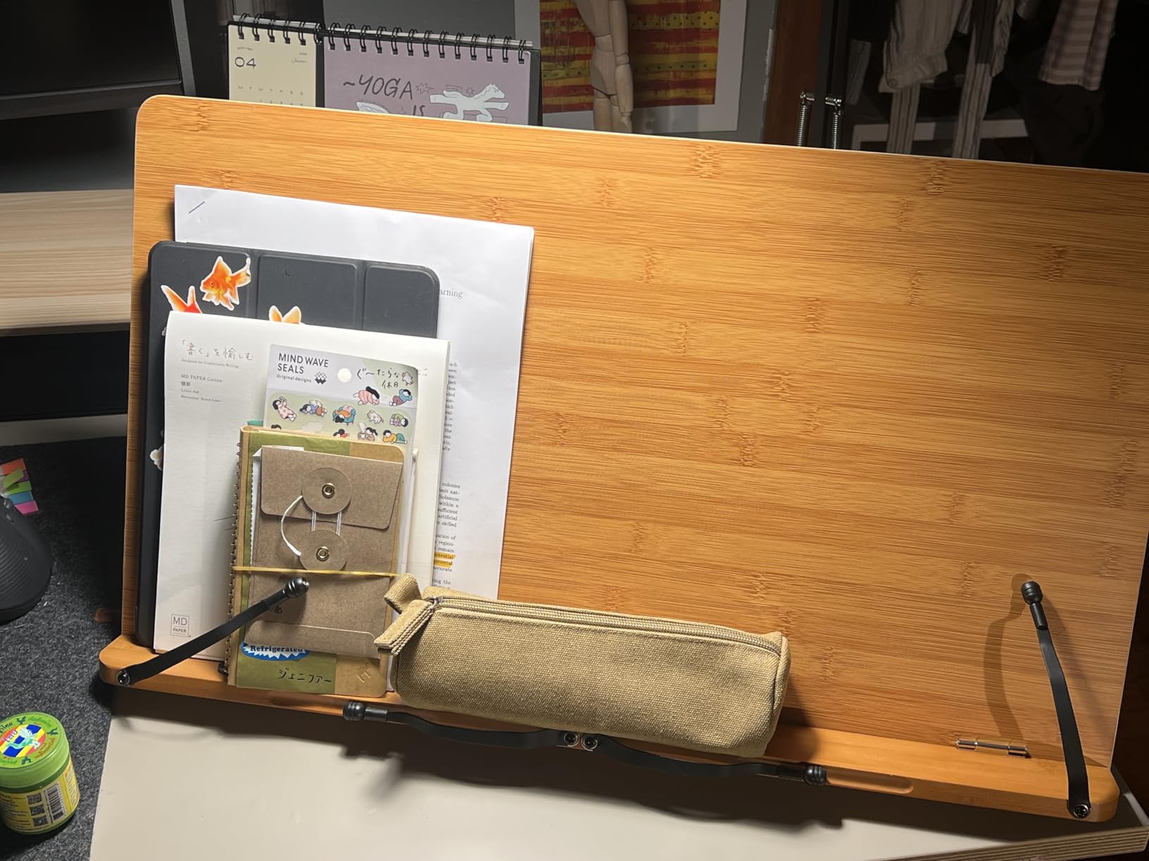 wishacc Bamboo Book Stand, Adjustable Book Holder Tray and Page Paper Clips-Cookbook Reading Desk Portable Stable Hard-Wearing Lightweight Bookstand-Textbooks Books customer photo 2