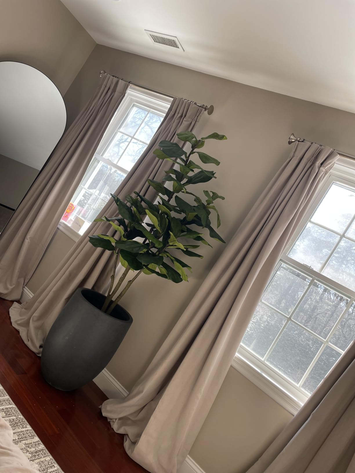 Vickerman 6ft Artificial Potted Fiddle Tree - 65 Large Fiddle Leaves - Tall - Green Silk Artificial Indoor Fiddle Plant - Single Stem - Home Office Decor - Faux Tree for Living Room customer photo 2