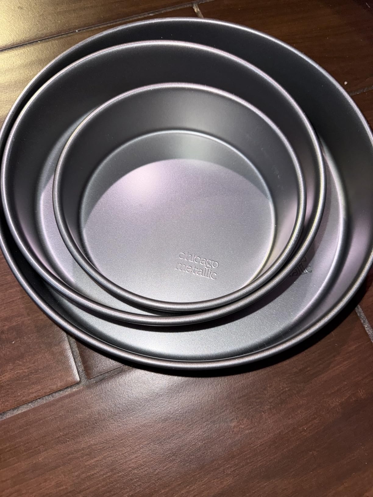 Chicago Metallic Professional Nonstick Round Cake Pan Set, 3-Piece Bakeware Set with 6 Inch, 8 Inch, and 10 Inch Pans, Heavy-Weight Aluminized Steel for Even Baking customer photo 1