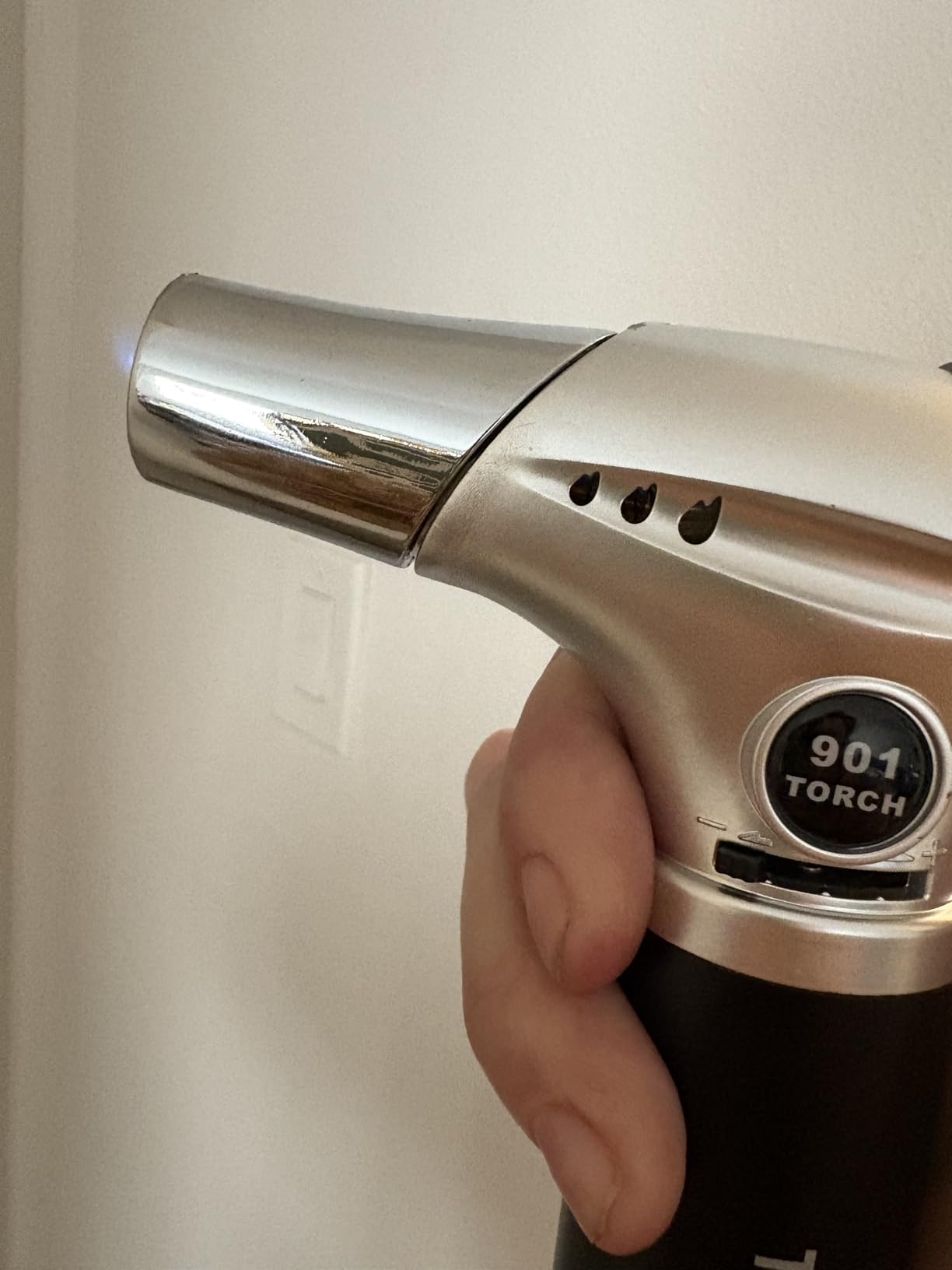 TBTeek Kitchen Butane Torch with Safety Lock for Baking, Crafts & Steak | 2500°F Adjustable Continuous Flame, One-Button Piezo Ignition, Ergonomic Comfort Grip, 3 refill adapters(Butane Not Included) customer photo 2