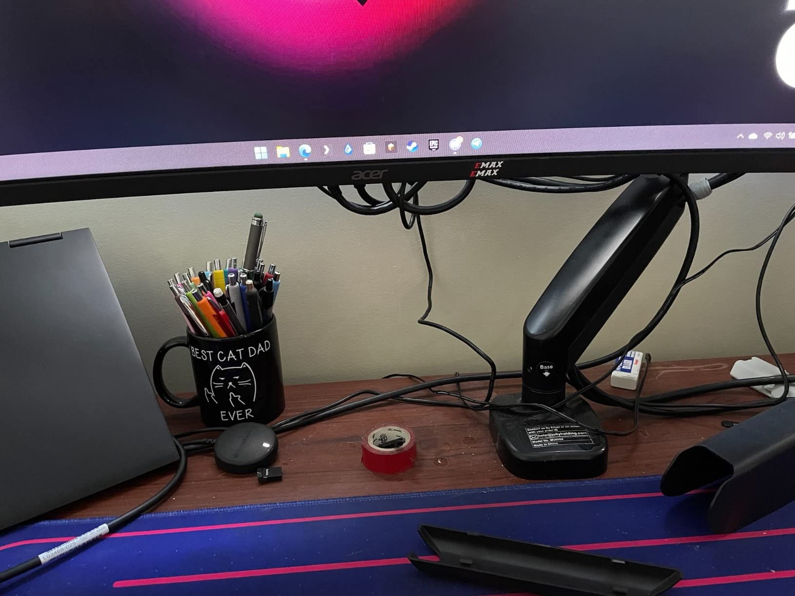MOUNTUP Single Monitor Desk Mount Holds Screen up to 32 inch, Height Adjustable Monitor Arm, Full Motion Computer Monitors Stand with Clamp/Grommet Base, VESA Mounts Fit 4.4-17.6lbs Computer, Black customer photo 2