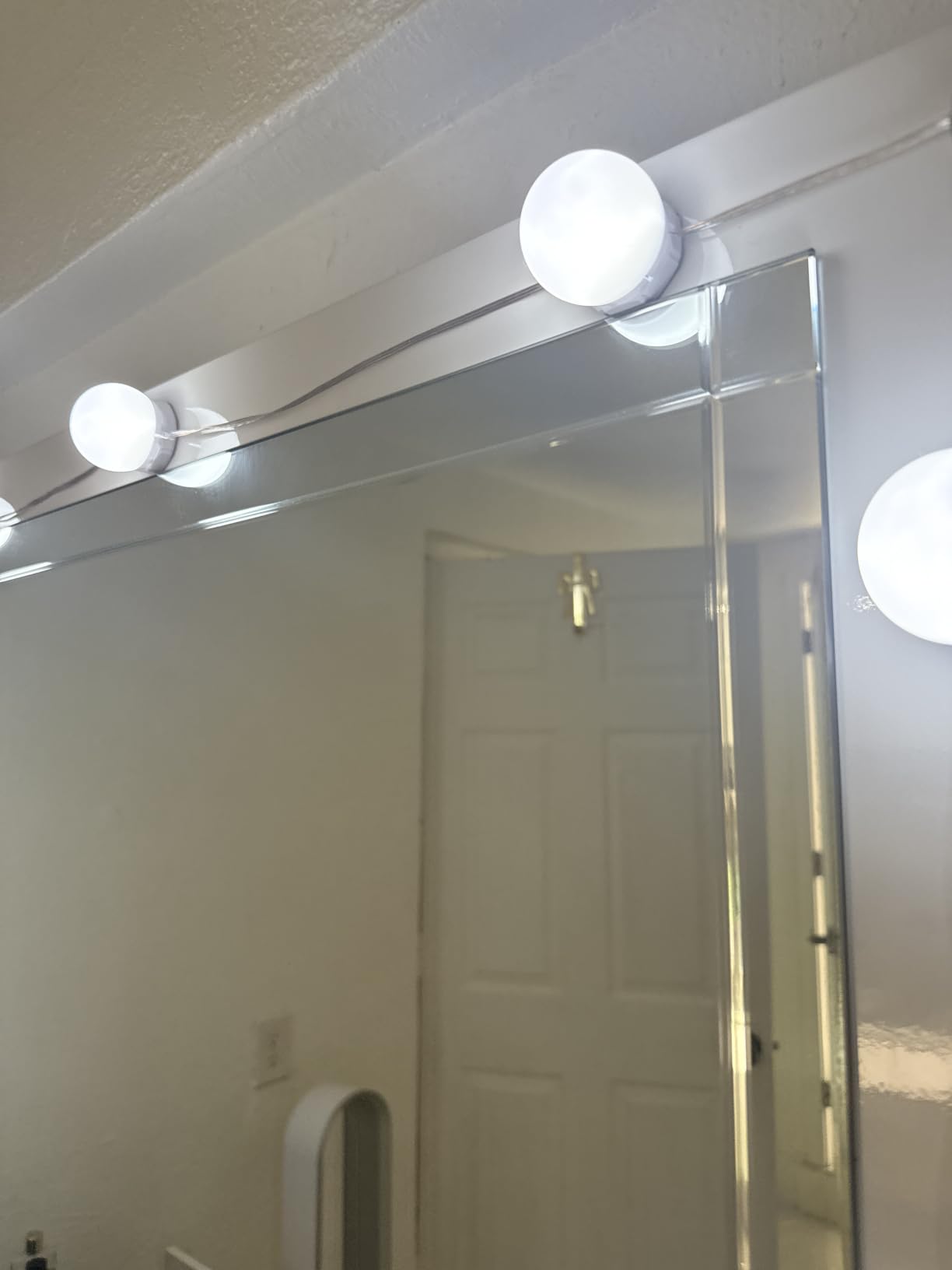 Consciot LED Vanity Lights for Mirror, Hollywood Style 10 Dimmable Bulbs | Adjustable Color & Brightness, USB Cable, Mirror Lights Stick on for Makeup Table Dressing Room Mirror customer photo 1