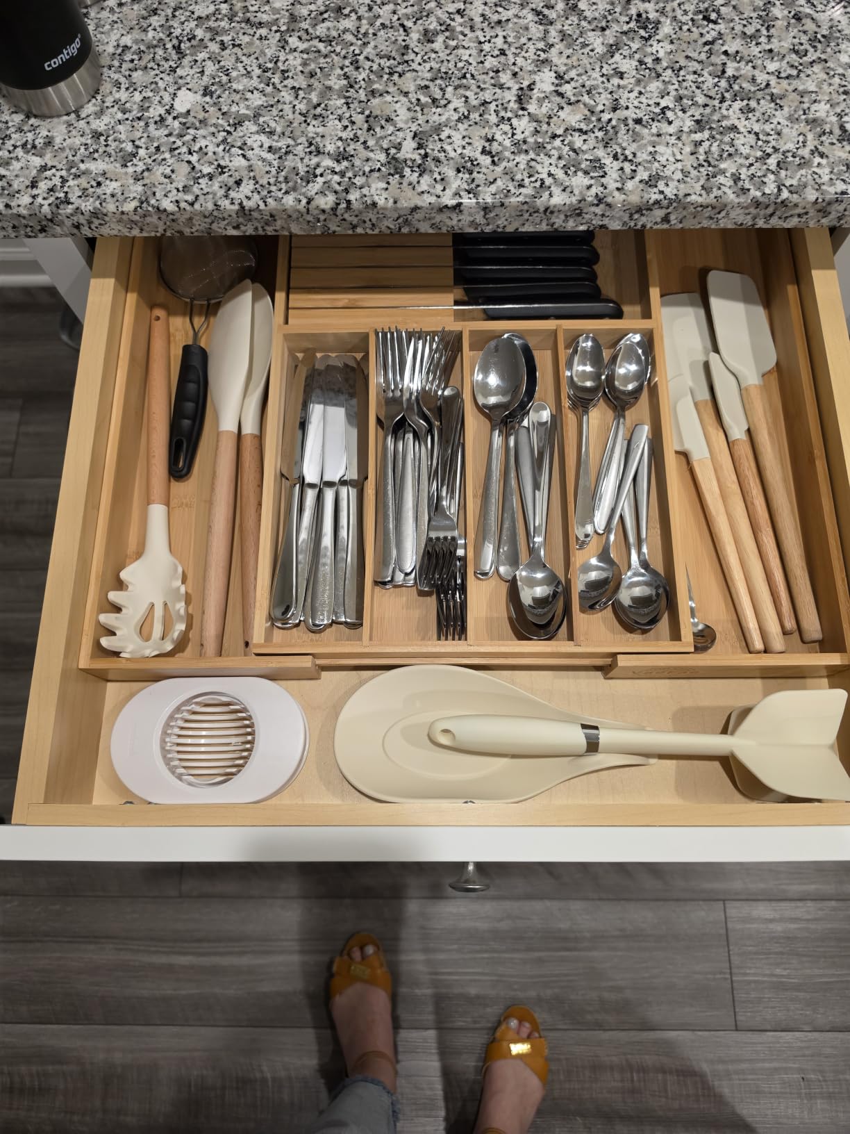 VaeFae Bamboo Silverware Drawer Organizer Kitchen, Expandable Utensil Organizer with Knife Block, Cutlery Tray with Divider, Multifunctional Drawer Organizer customer photo 2