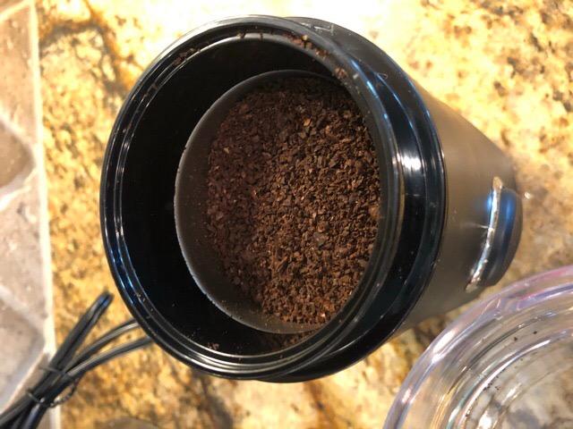 DR MILLS DM-7441 Coffee Grinder Electric, Coffee Bean and Dried Spice Grinder, One Touch Operation, Blade and Cup Made with SUS304 Stainless Steel (Black) customer photo 1