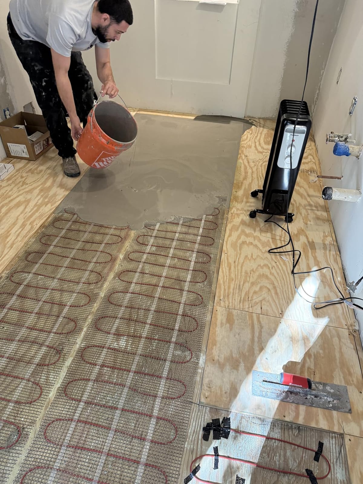 LuxHeat 50 sqft Floor Heating System, WiFi Thermostat - 120V Heated Floor customer photo 1