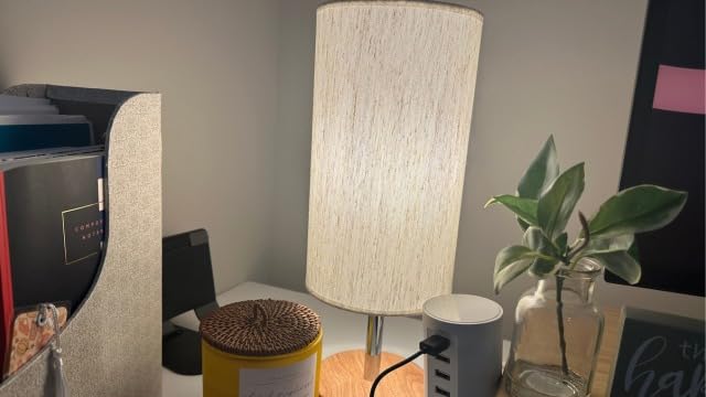 Yarra-Decor Bedside Table Lamp with USB Ports - Touch Control for Bedroom 3 Way Dimmable Nightstand Lamp with Round Fabric Shade for Living Room, Dorm, Home Office customer photo 2