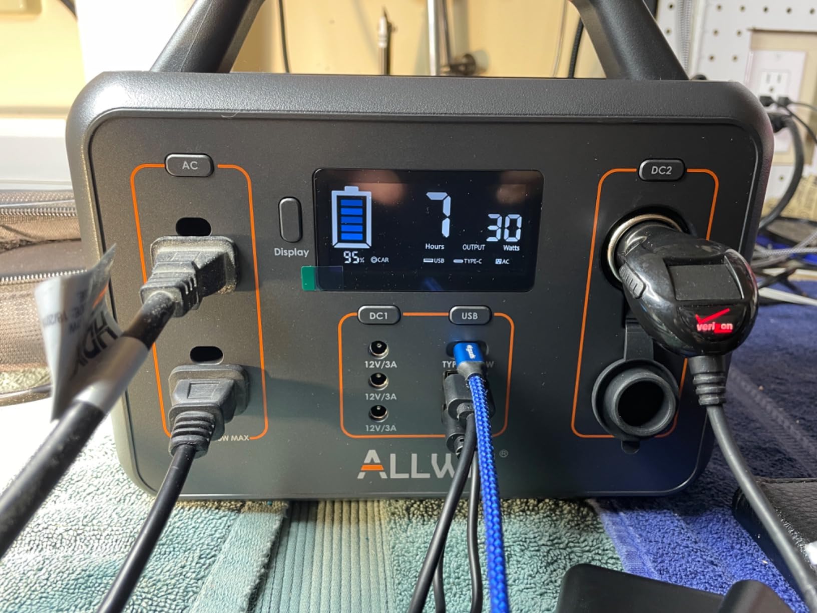 ALLWEI Portable Power Station 300W, 256Wh Solar Generator LiFePO4 Battery | Pure Sine Wave AC Outlet, PD 60W Fast Charging, MPPT & BMS Protection, Compact for Camping Outdoor Home Backup Emergency CPAP customer photo 1